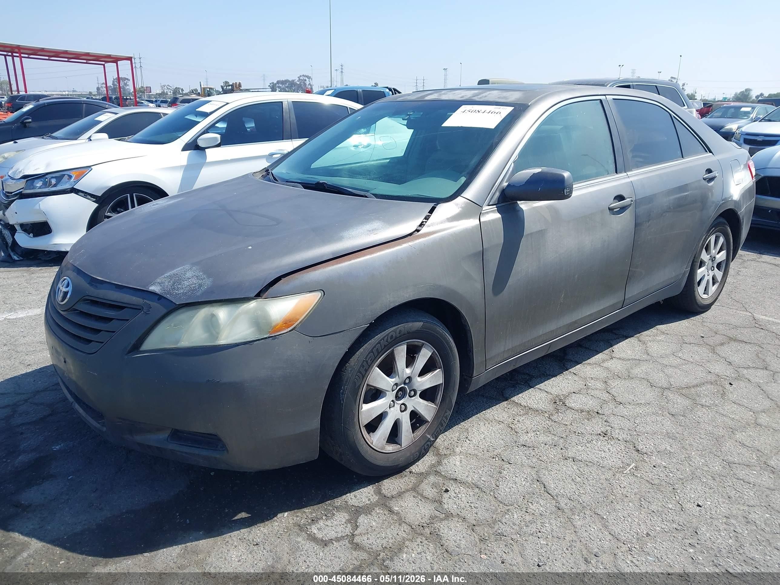 2010 Toyota Camry Le Серый vin: 4T4BF3EK5AR053100