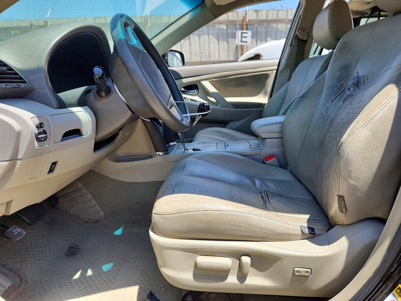 2010 Toyota Camry Le Black vin: 4T4BF3EK5AR056482