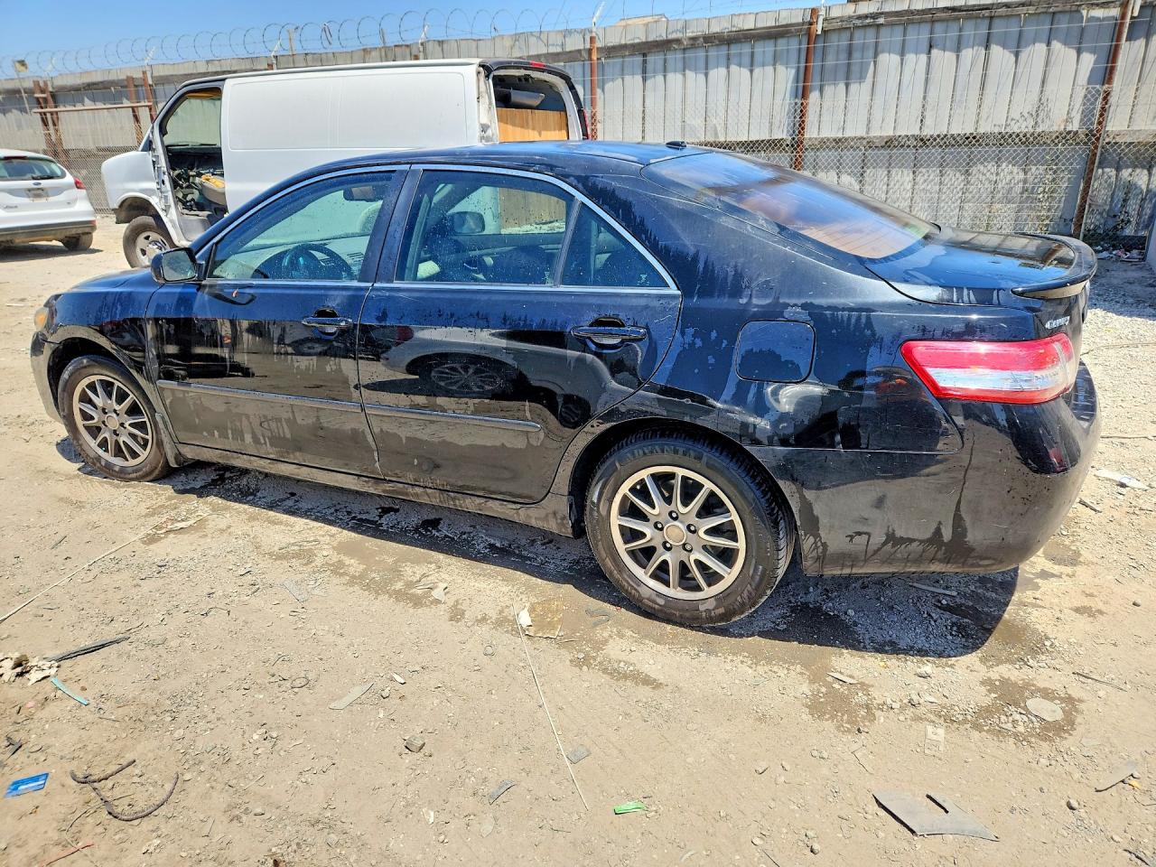 2010 Toyota Camry Le Black vin: 4T4BF3EK5AR056482