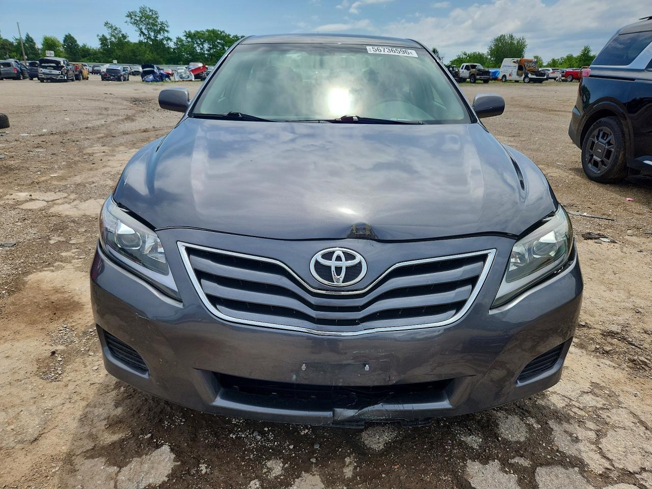 2010 Toyota Camry Le Gray vin: 4T4BF3EK5AR067840