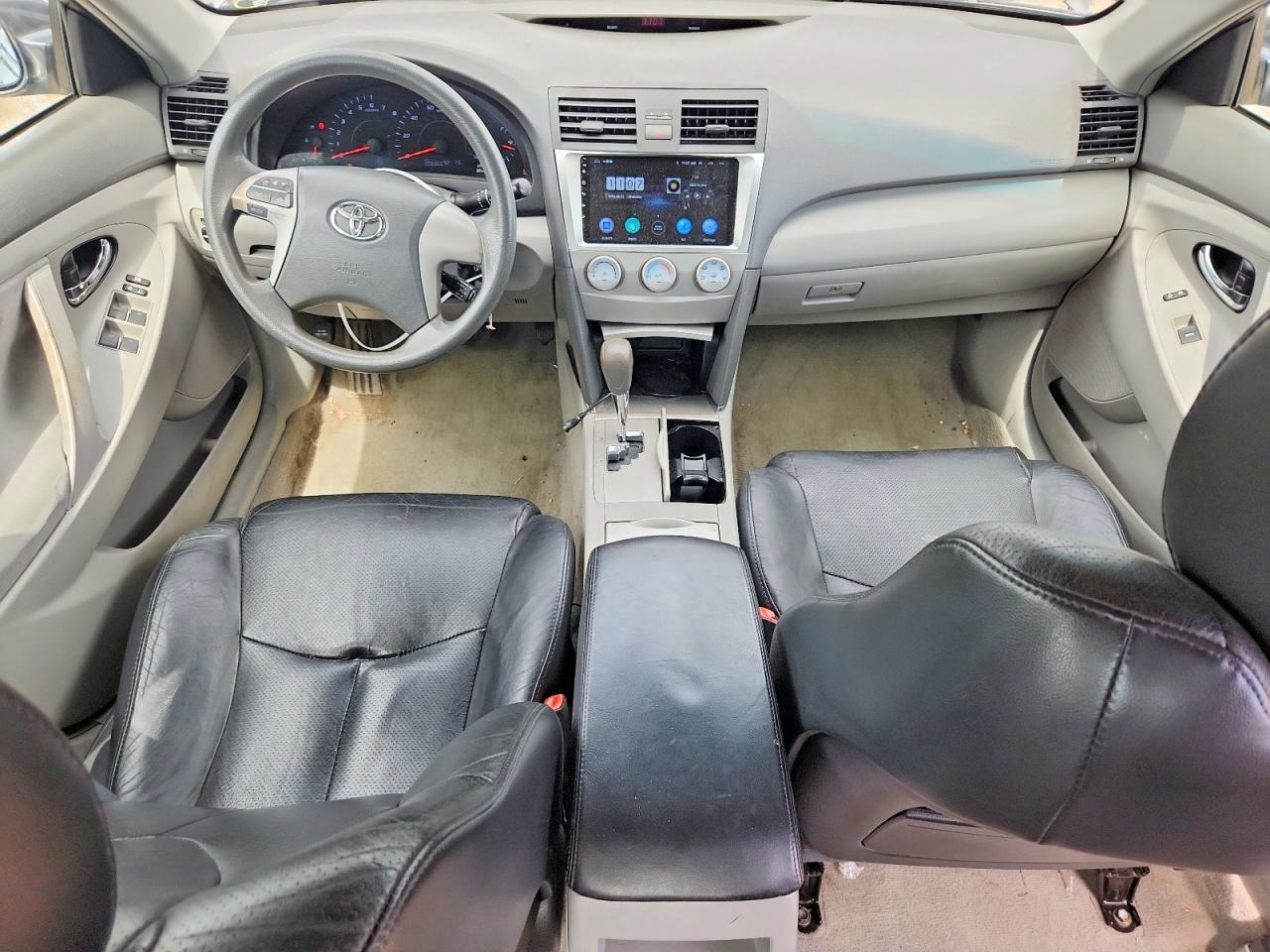 2010 Toyota Camry Le Gray vin: 4T4BF3EK5AR067840