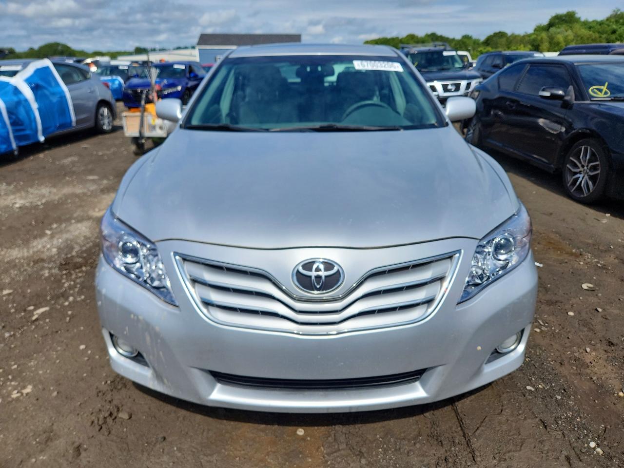 2010 Toyota Camry Xle Silver vin: 4T4BF3EK5AR085187