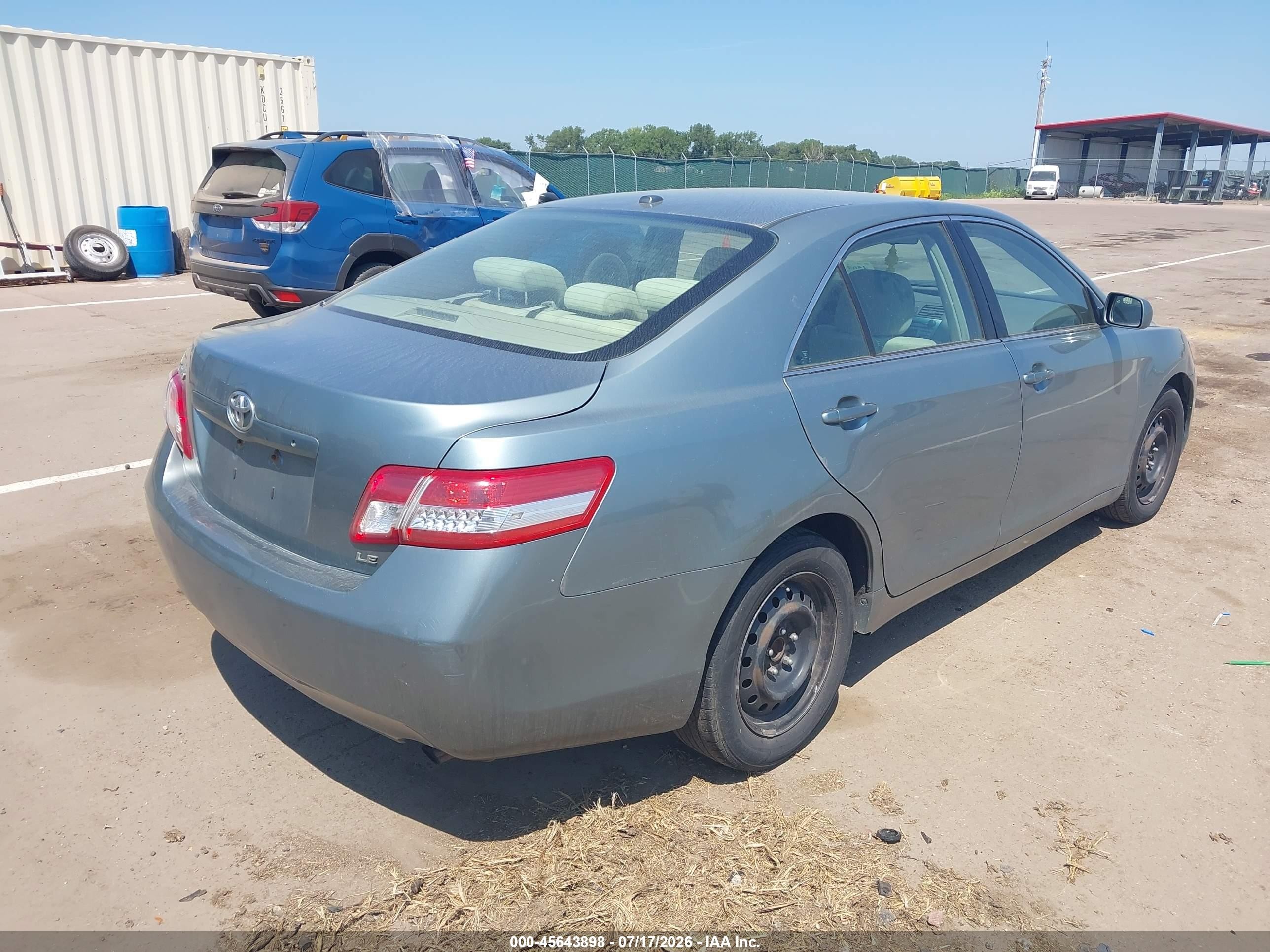 2011 Toyota Camry Le Blue vin: 4T4BF3EK5BR115709
