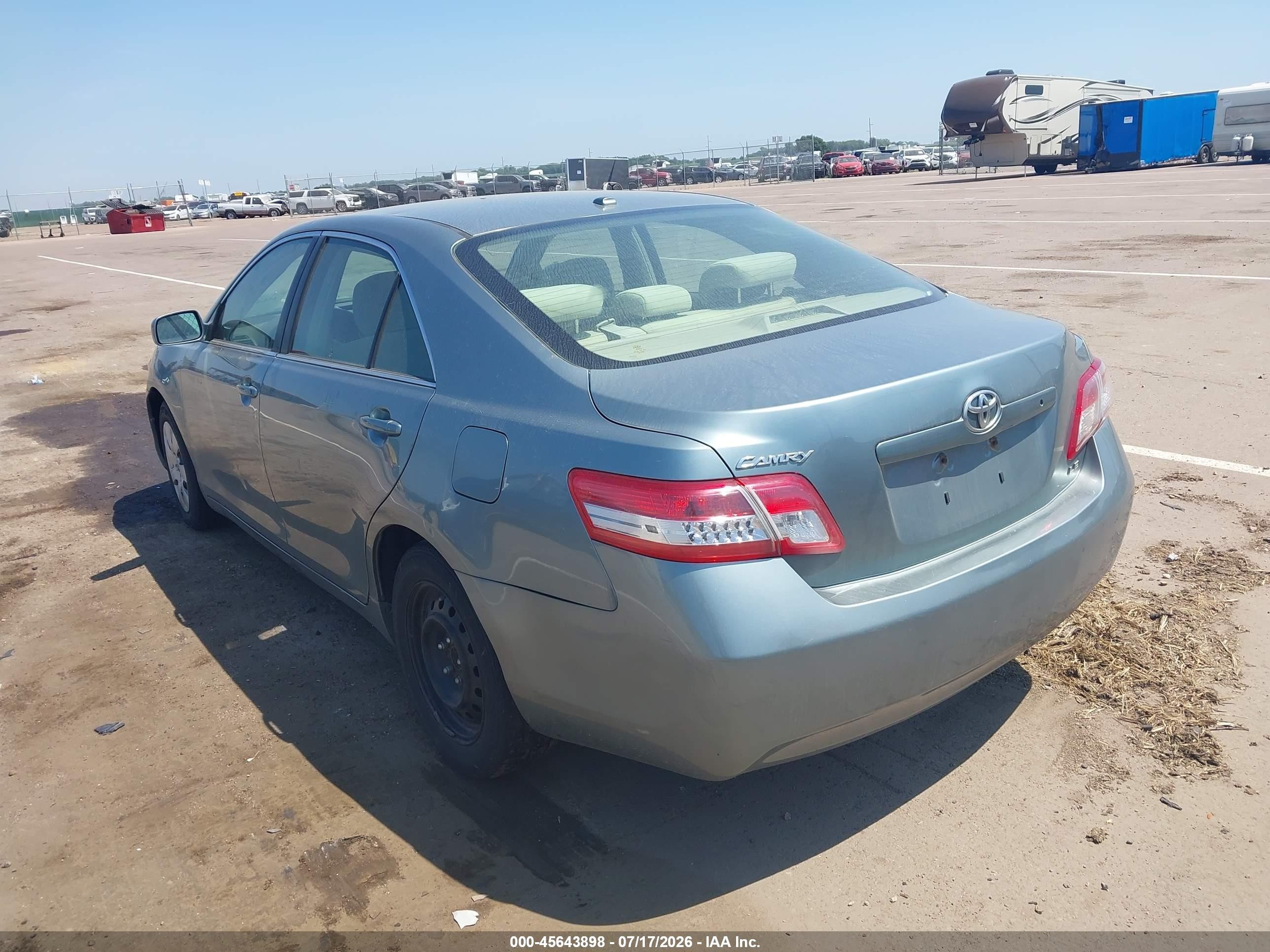 2011 Toyota Camry Le Blue vin: 4T4BF3EK5BR115709