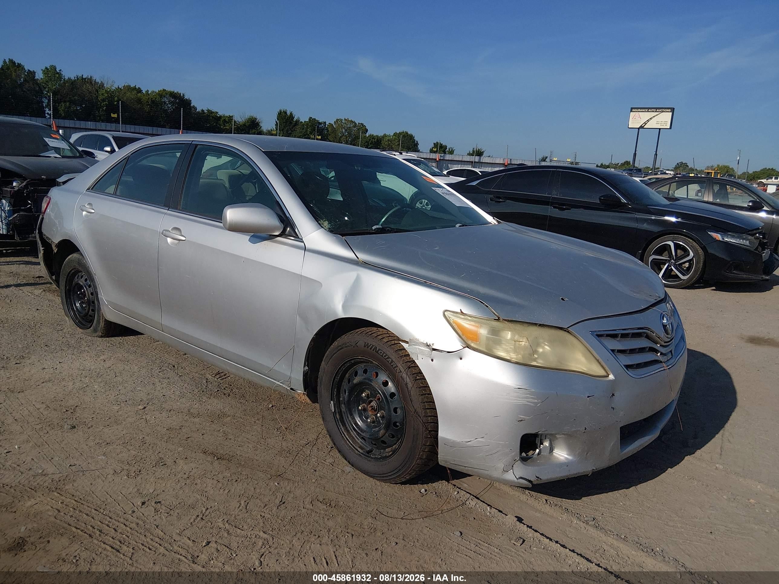 2011 Toyota Camry Le Silver vin: 4T4BF3EK5BR122076