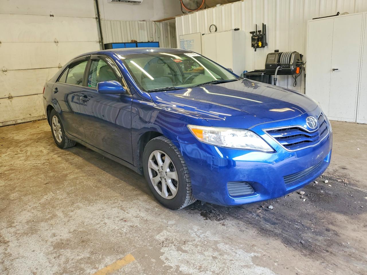2011 Toyota Camry Le Синий vin: 4T4BF3EK5BR128864
