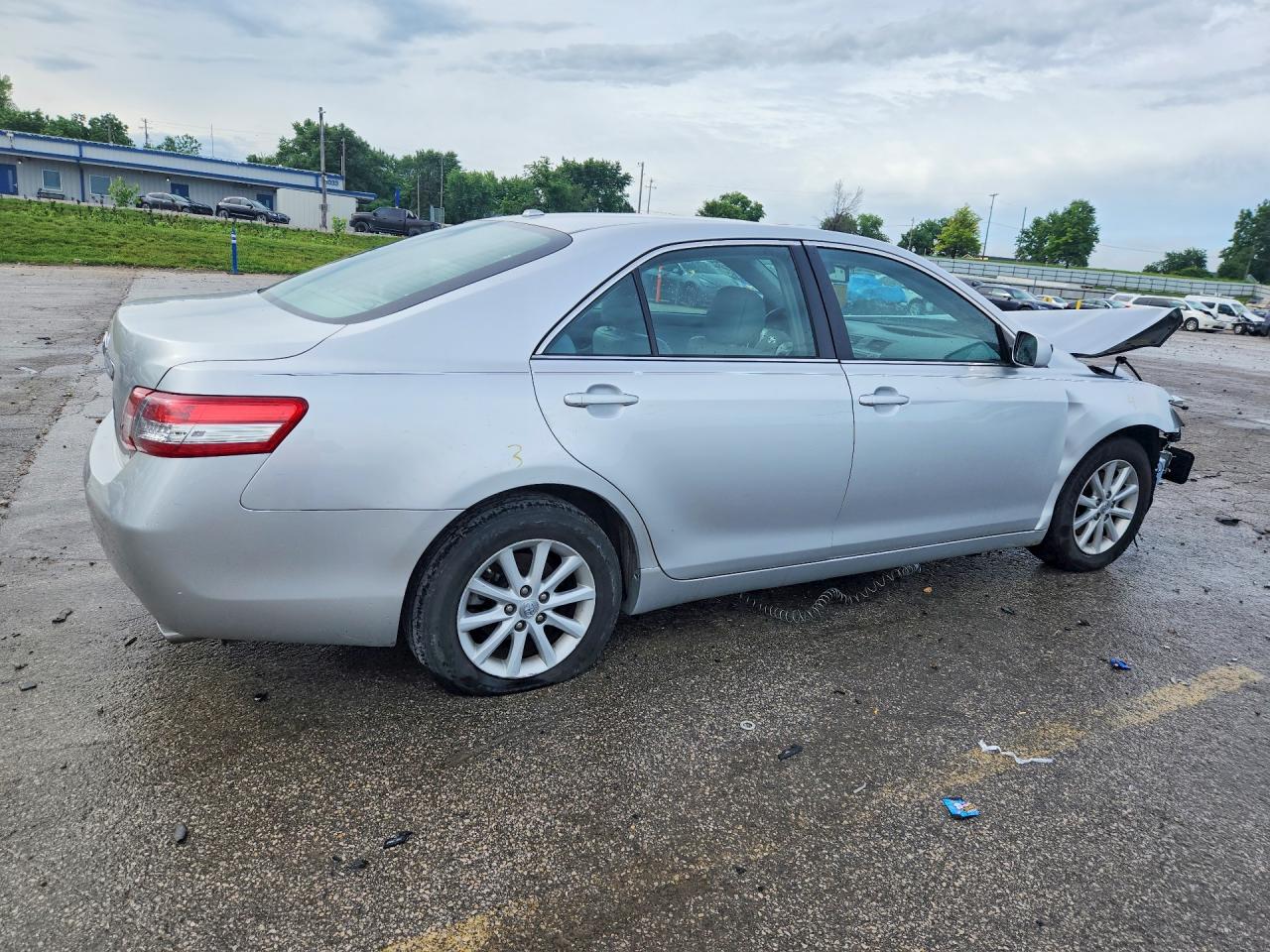 2011 Toyota Camry Xle Silver vin: 4T4BF3EK5BR143316
