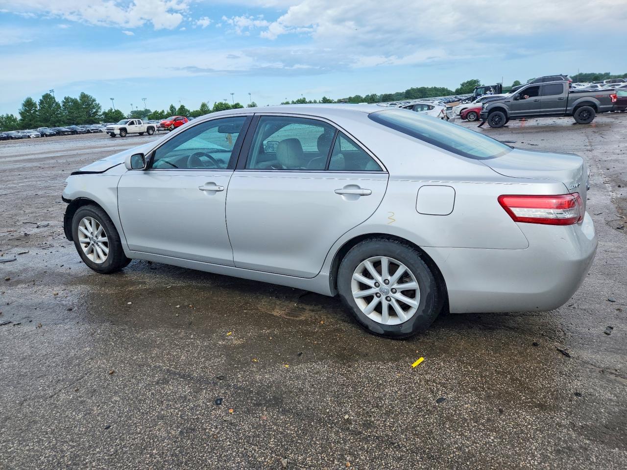 2011 Toyota Camry Xle Silver vin: 4T4BF3EK5BR143316