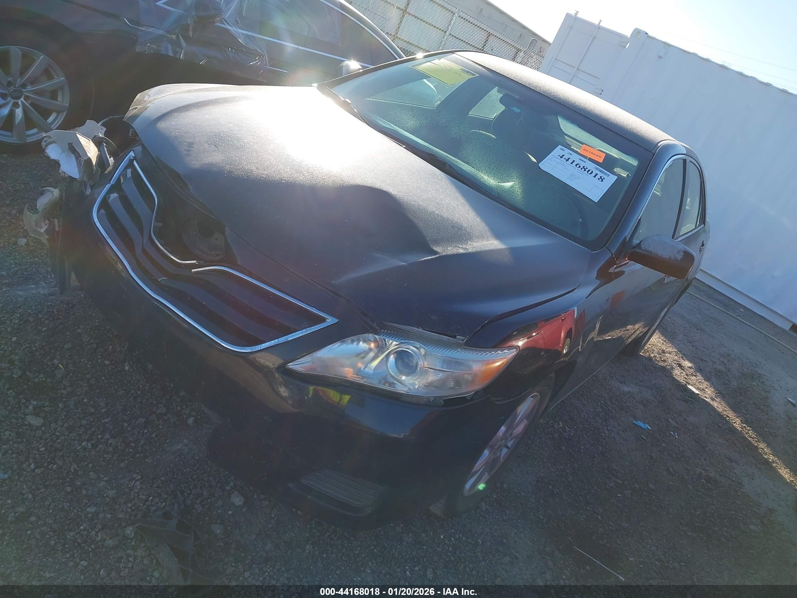 2011 Toyota Camry Le Черный vin: 4T4BF3EK5BR150962