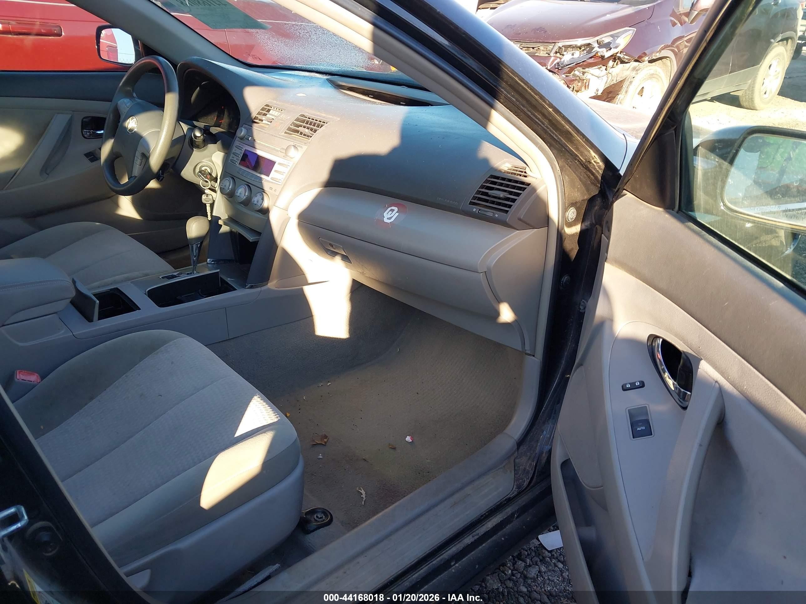 2011 Toyota Camry Le Черный vin: 4T4BF3EK5BR150962