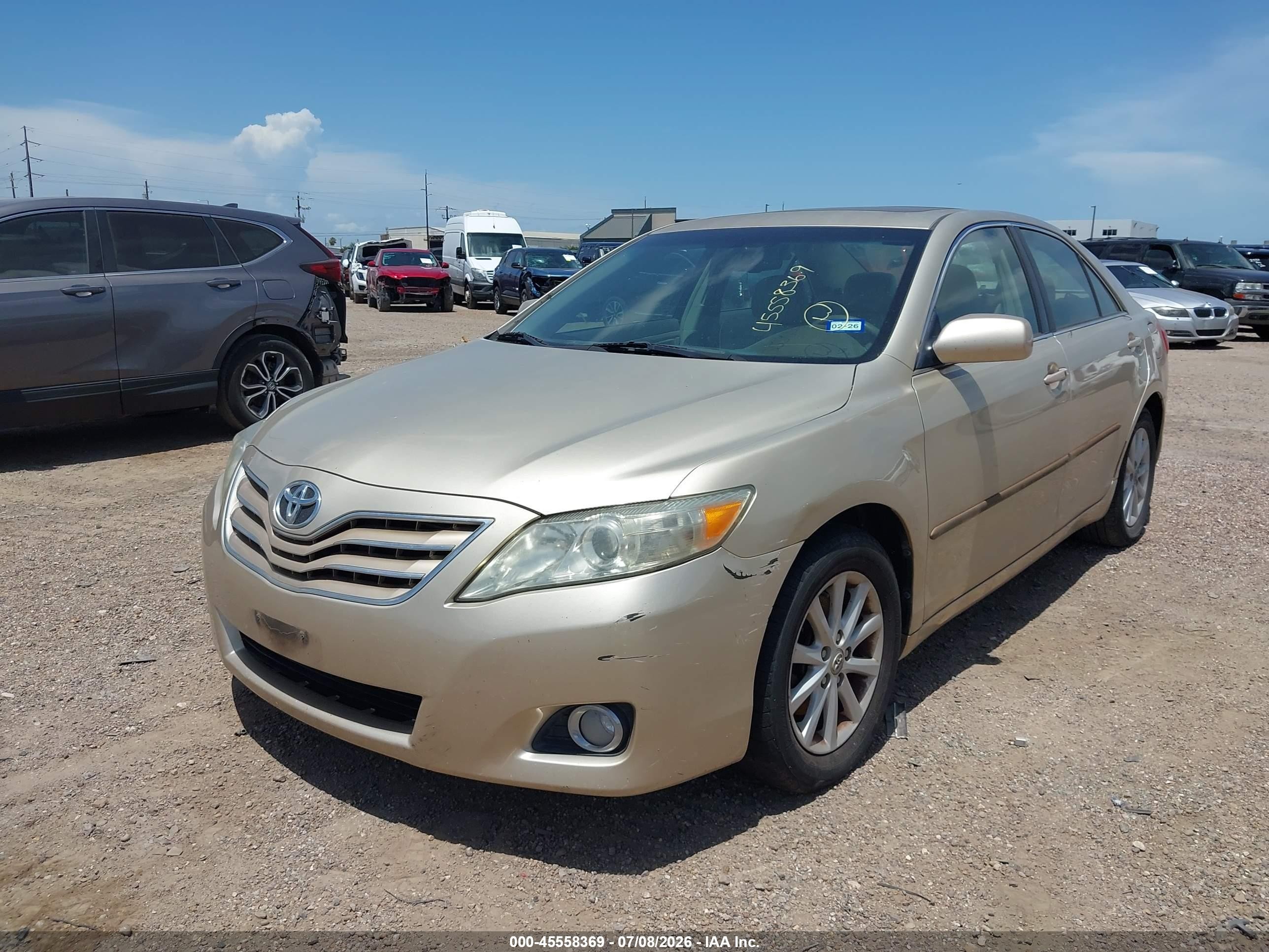 2011 Toyota Camry Xle Gold vin: 4T4BF3EK5BR155580