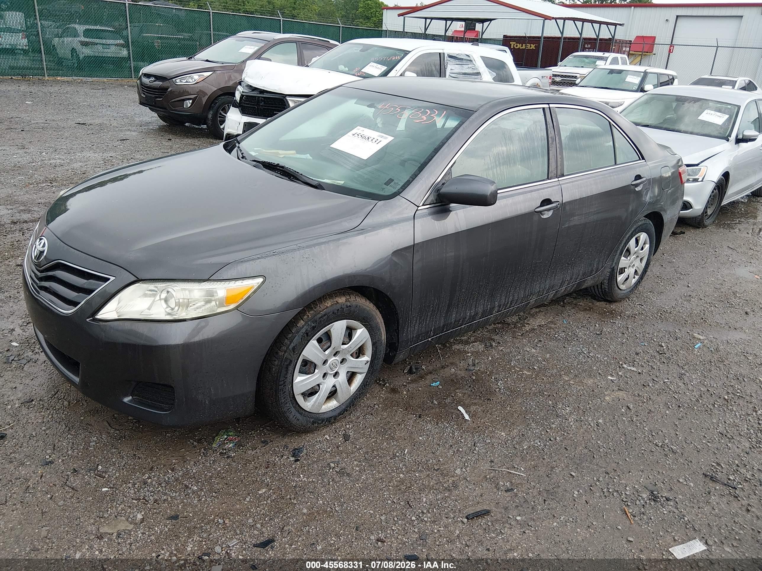 2011 Toyota Camry Le Gray vin: 4T4BF3EK5BR155840