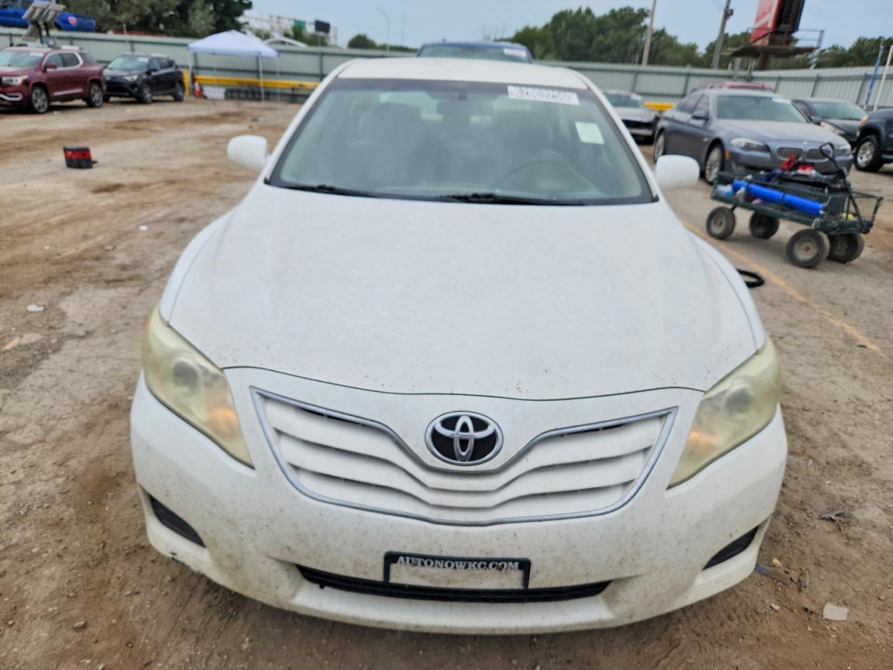 2011 Toyota Camry Le White vin: 4T4BF3EK5BR167826