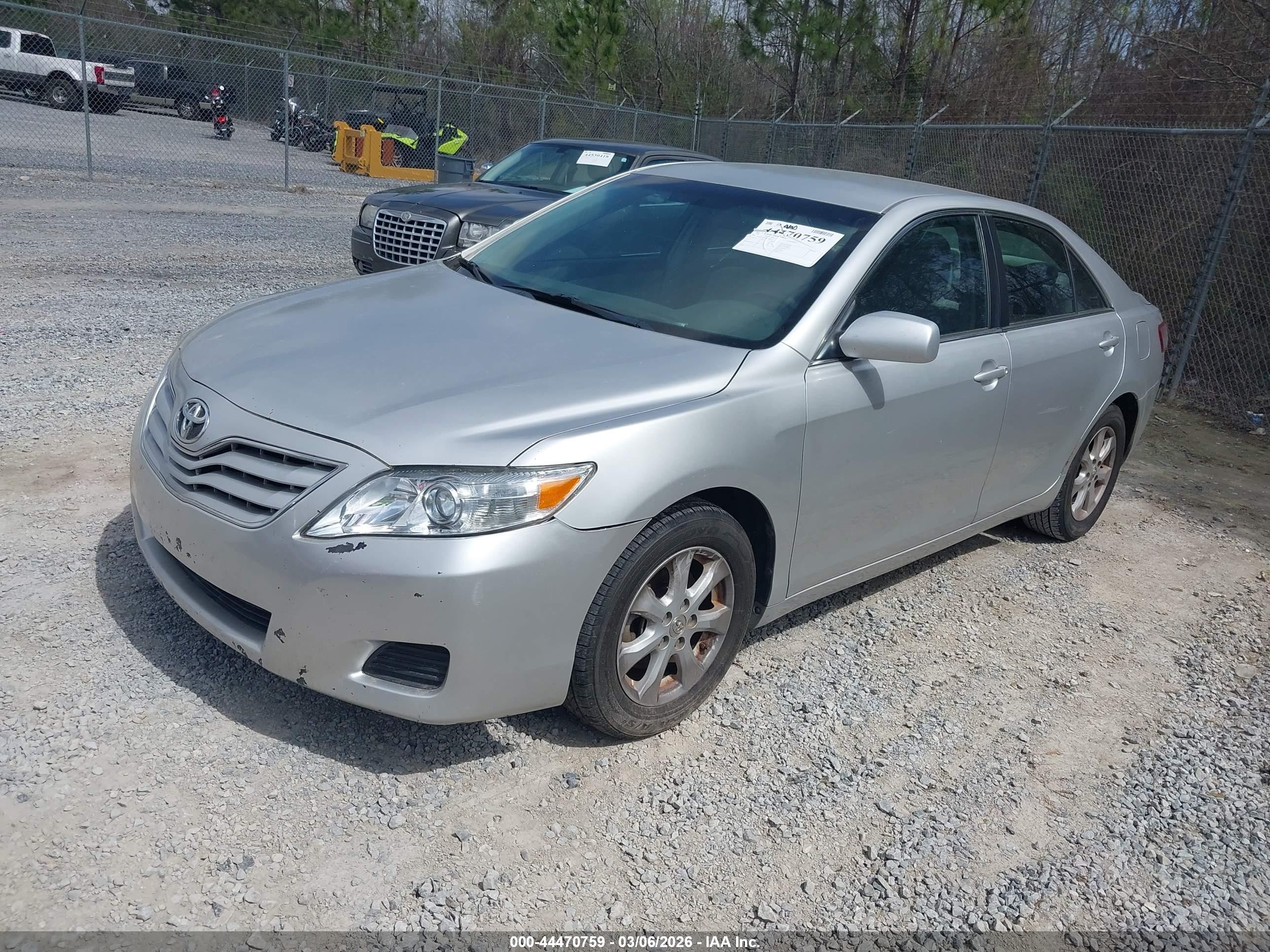2011 Toyota Camry Le Silver vin: 4T4BF3EK5BR178972