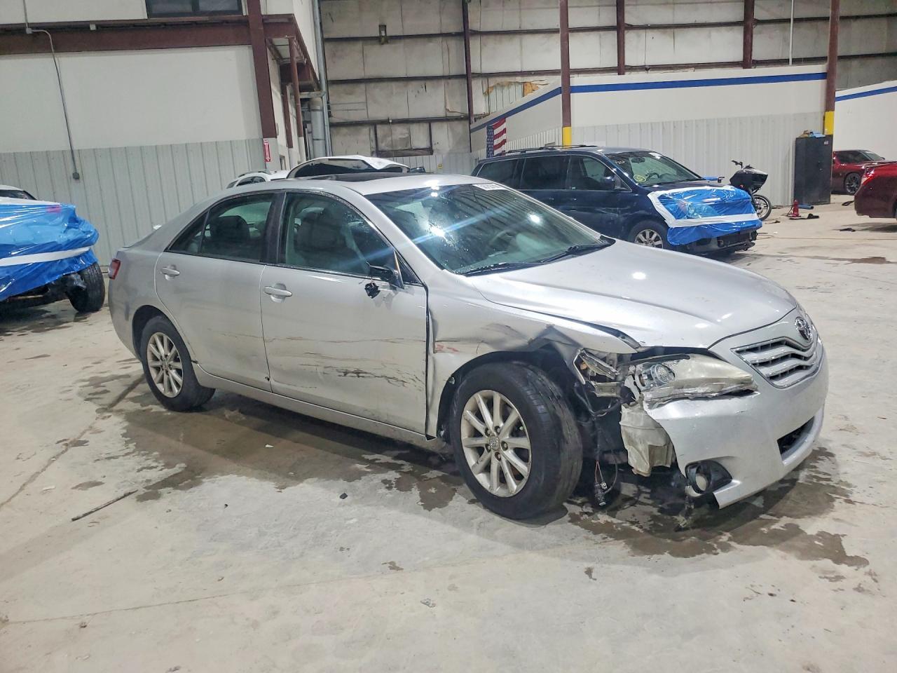 2011 Toyota Camry Xle Silver vin: 4T4BF3EK5BR187350