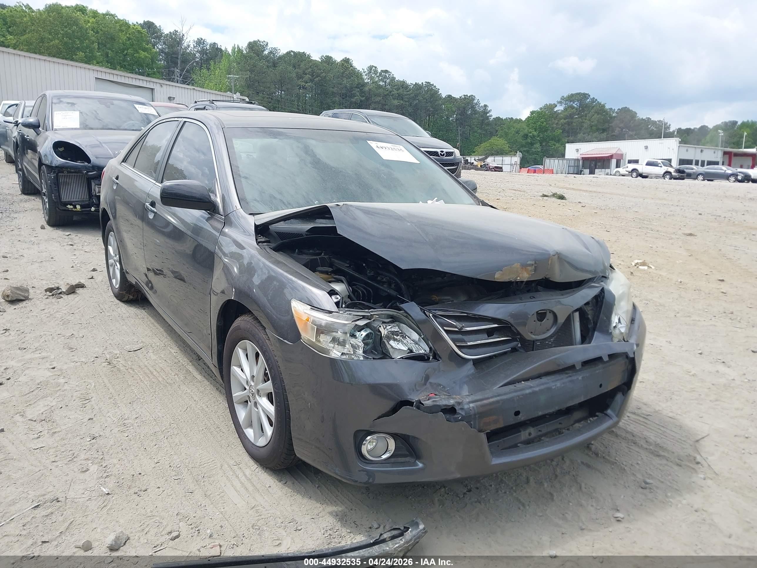 2011 Toyota Camry Xle Gray vin: 4T4BF3EK5BR213929