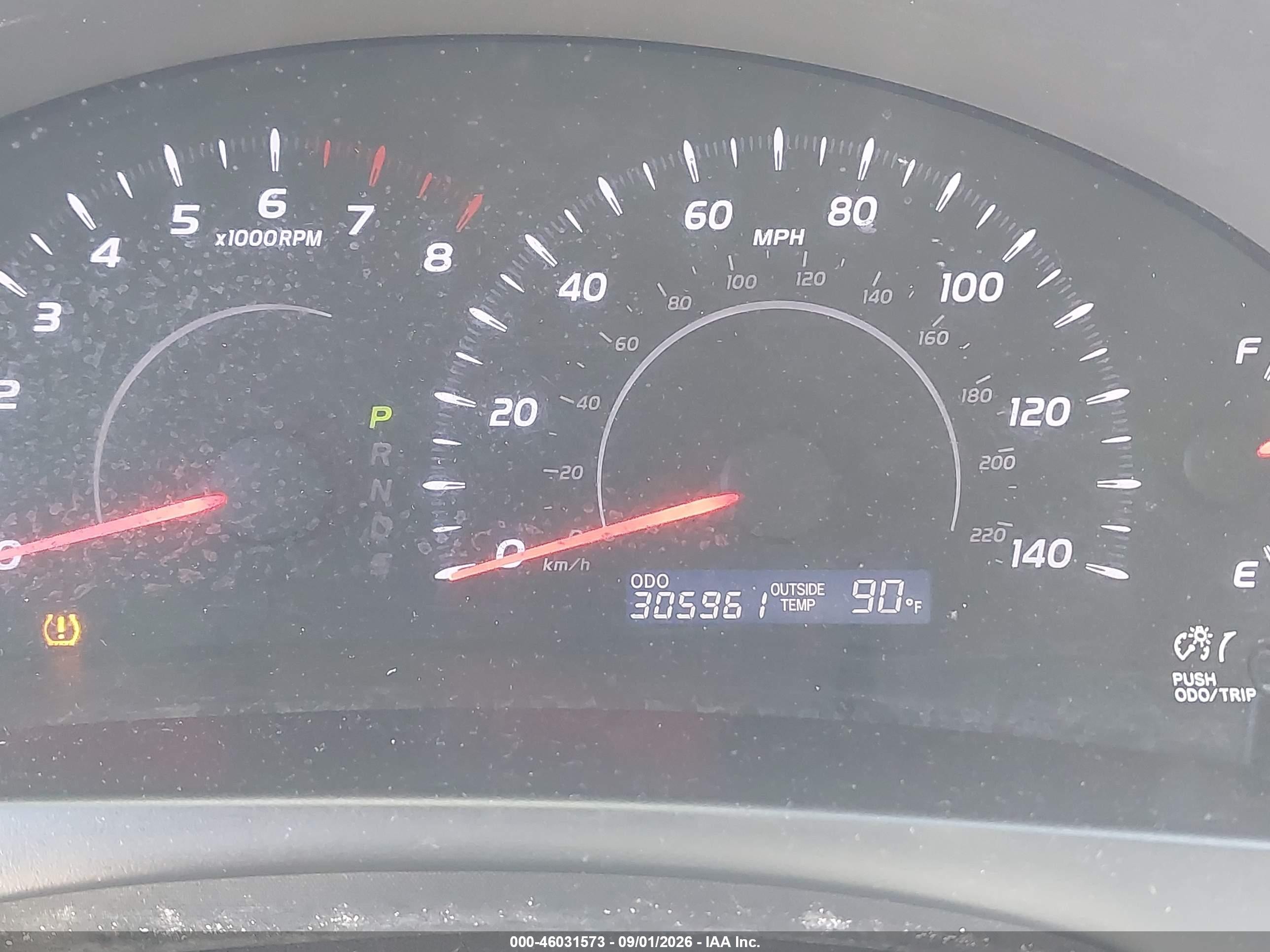 2010 Toyota Camry Le Красный vin: 4T4BF3EK6AR014614