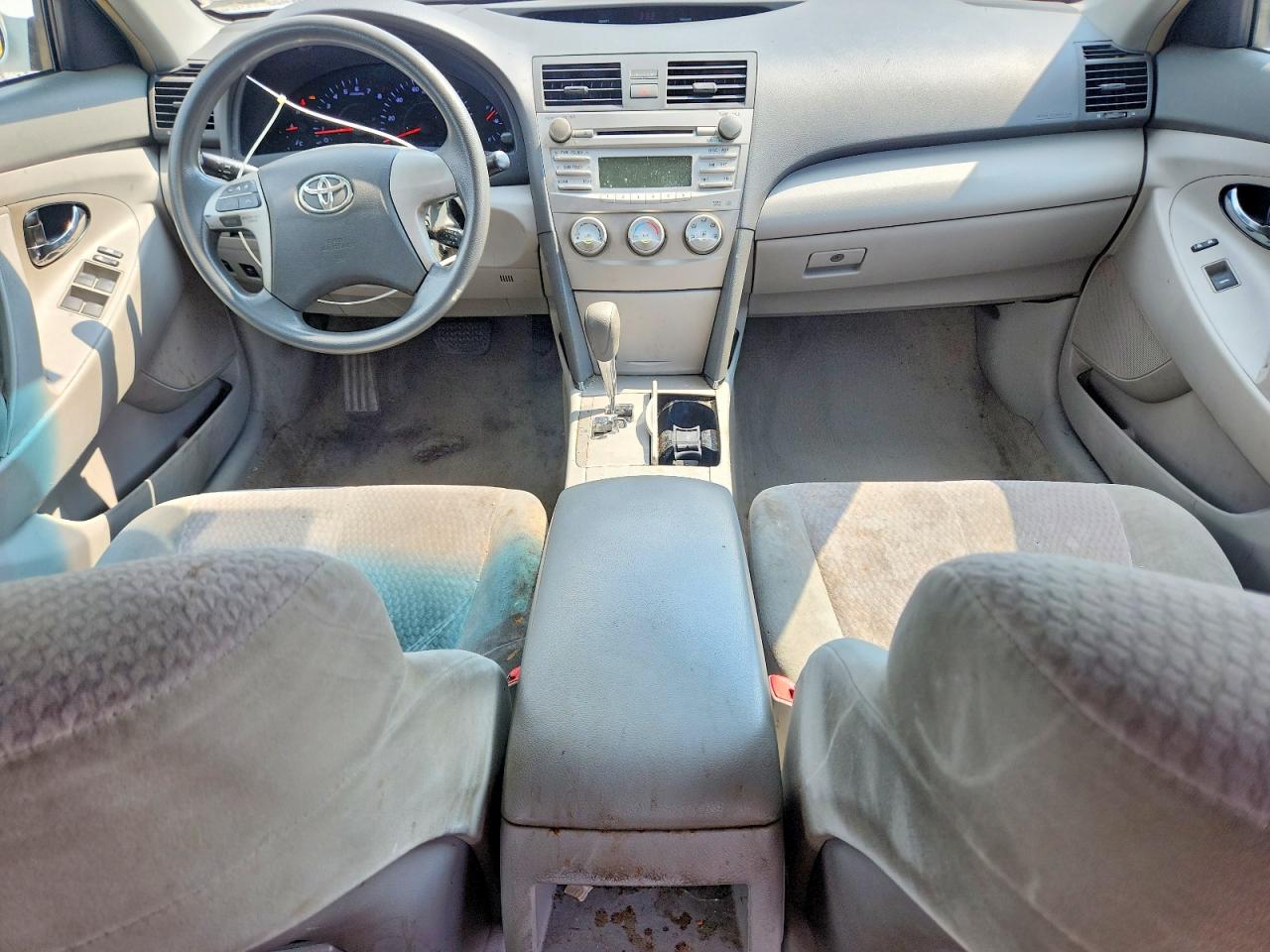 2010 Toyota Camry Le White vin: 4T4BF3EK6AR055678