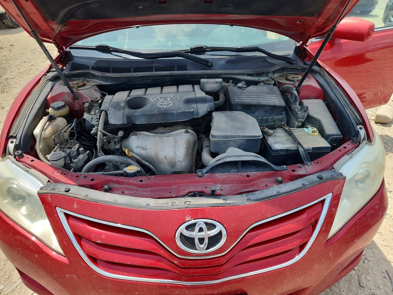 2010 Toyota Camry Le Red vin: 4T4BF3EK6AR064171