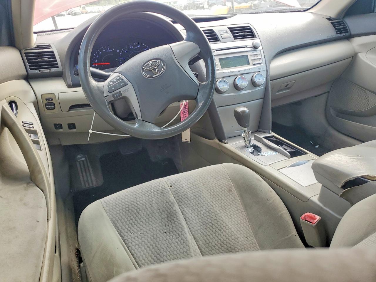 2010 Toyota Camry Le Burgundy vin: 4T4BF3EK6AR073453