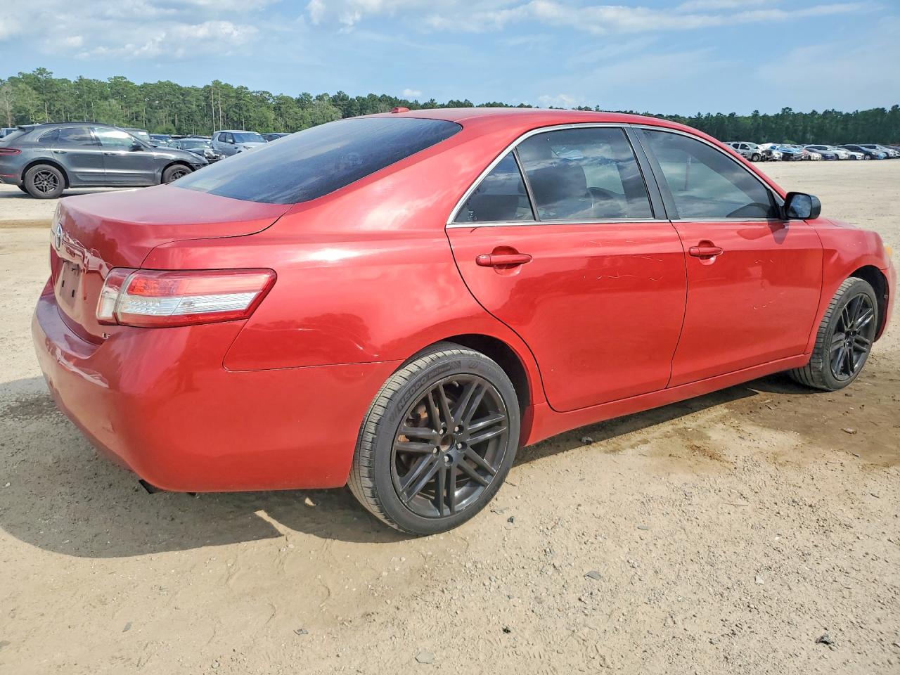 2010 Toyota Camry Le Burgundy vin: 4T4BF3EK6AR073453