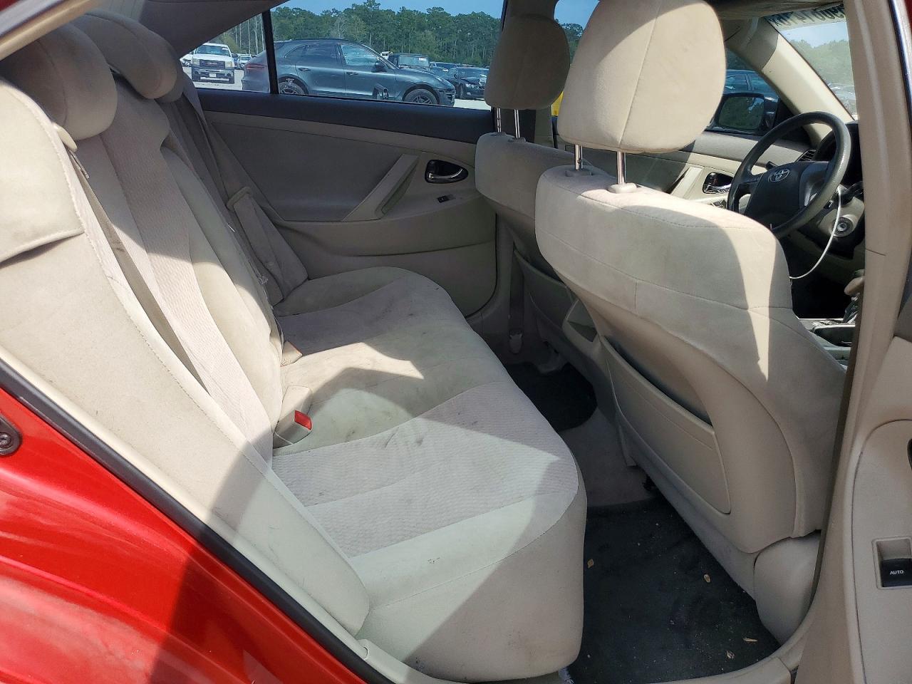 2010 Toyota Camry Le Burgundy vin: 4T4BF3EK6AR073453