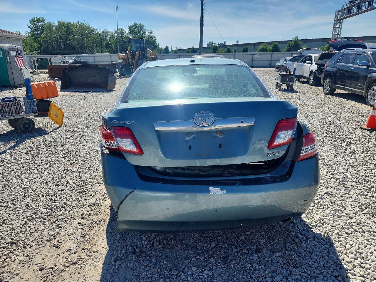 2010 Toyota Camry Xle Blue vin: 4T4BF3EK6AR076174