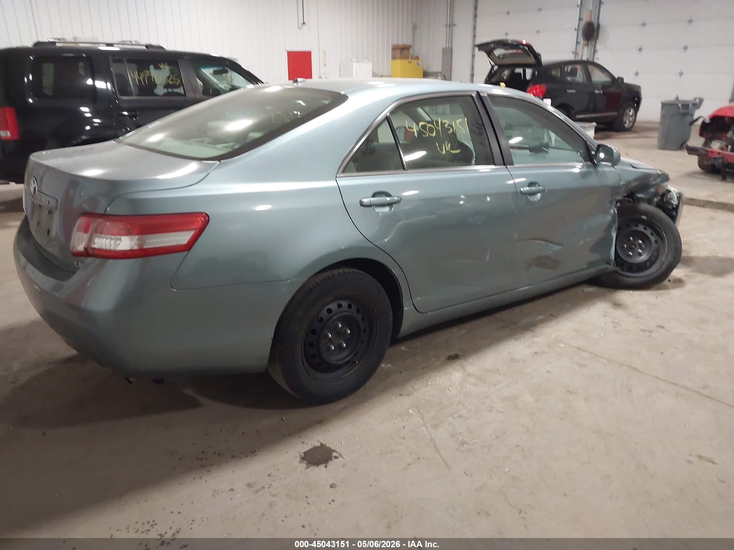 2011 Toyota Camry Le Синий vin: 4T4BF3EK6BR089511