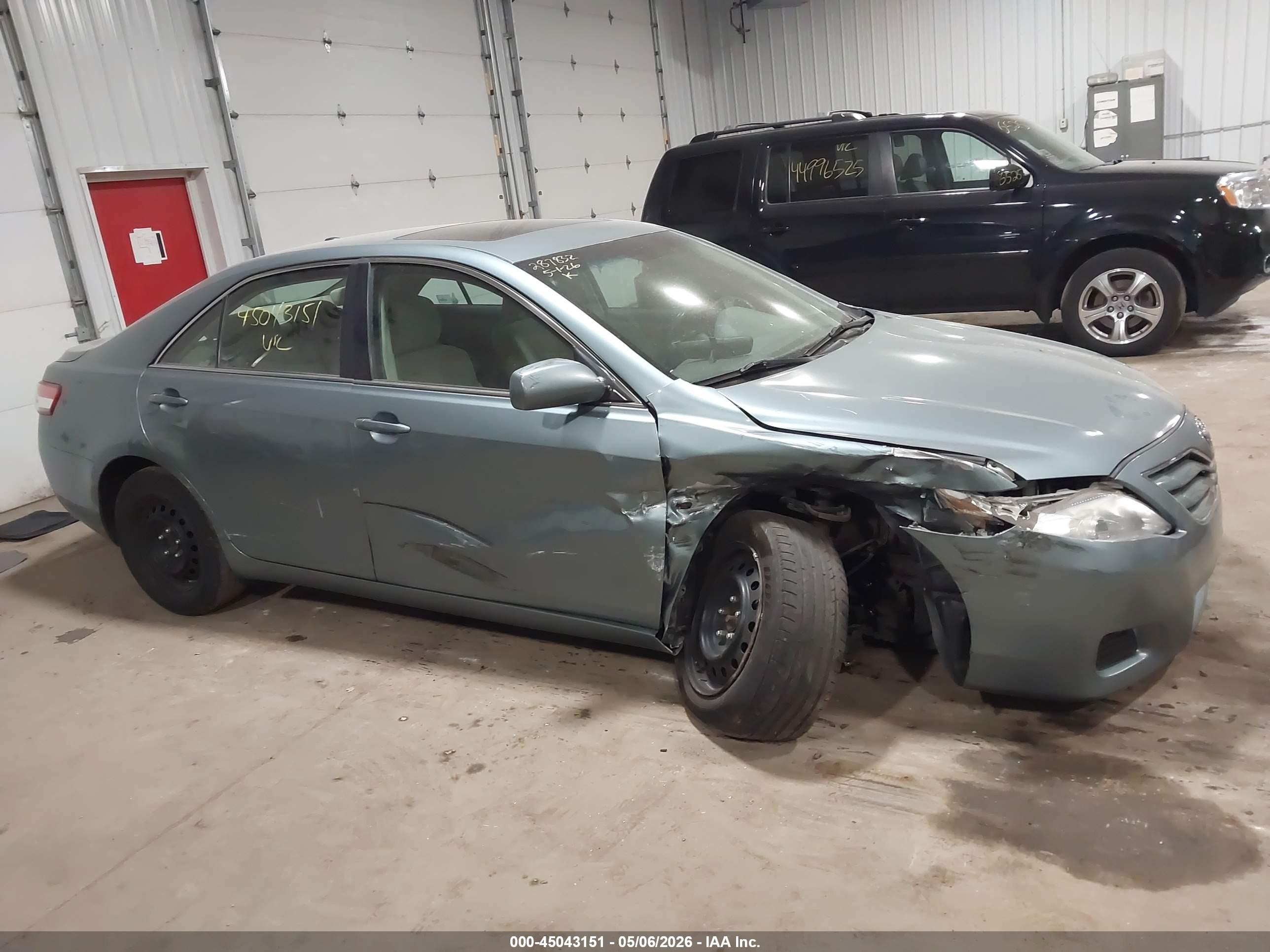 2011 Toyota Camry Le Синий vin: 4T4BF3EK6BR089511