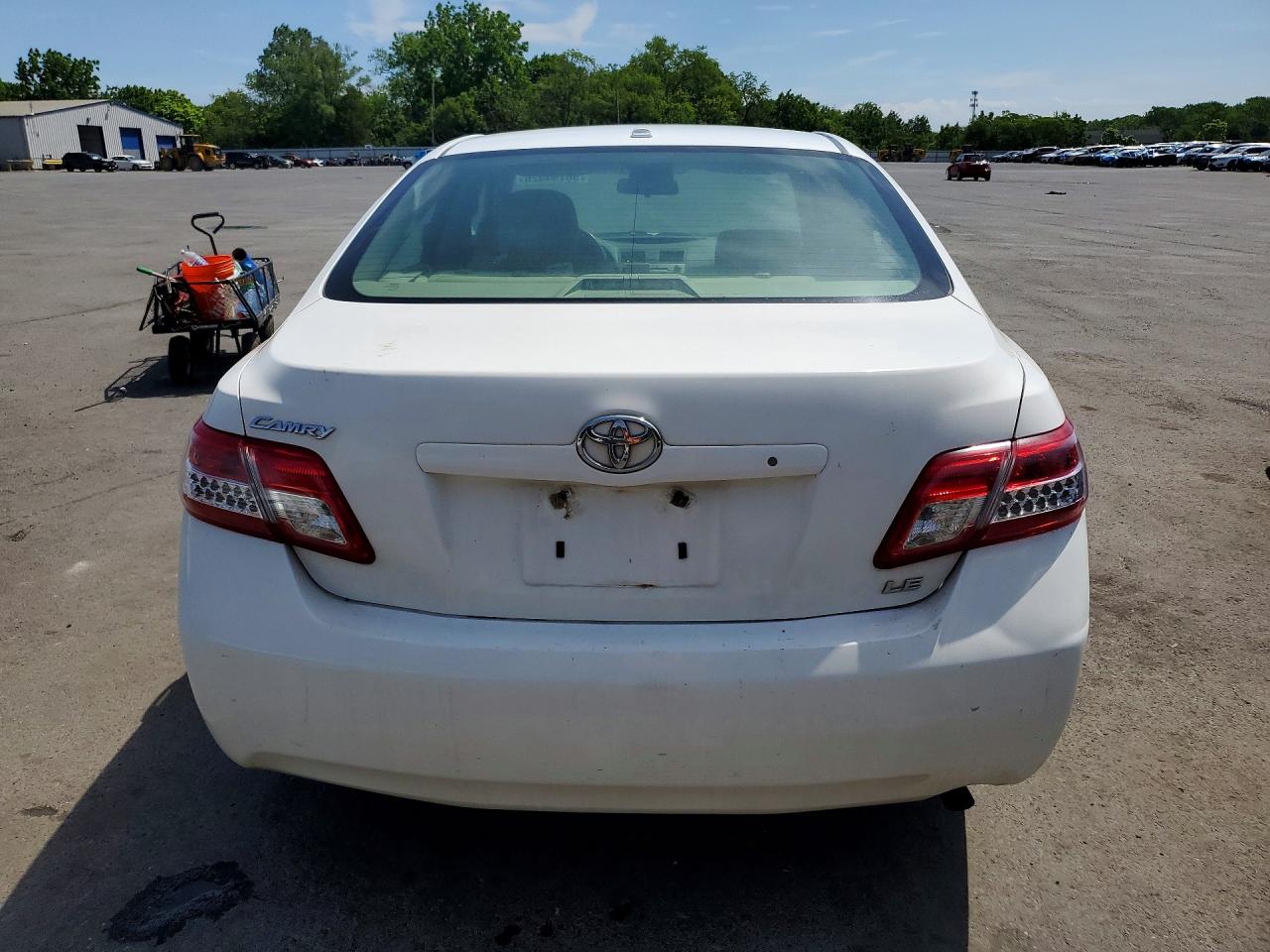 2011 Toyota Camry White vin: 4T4BF3EK6BR106596