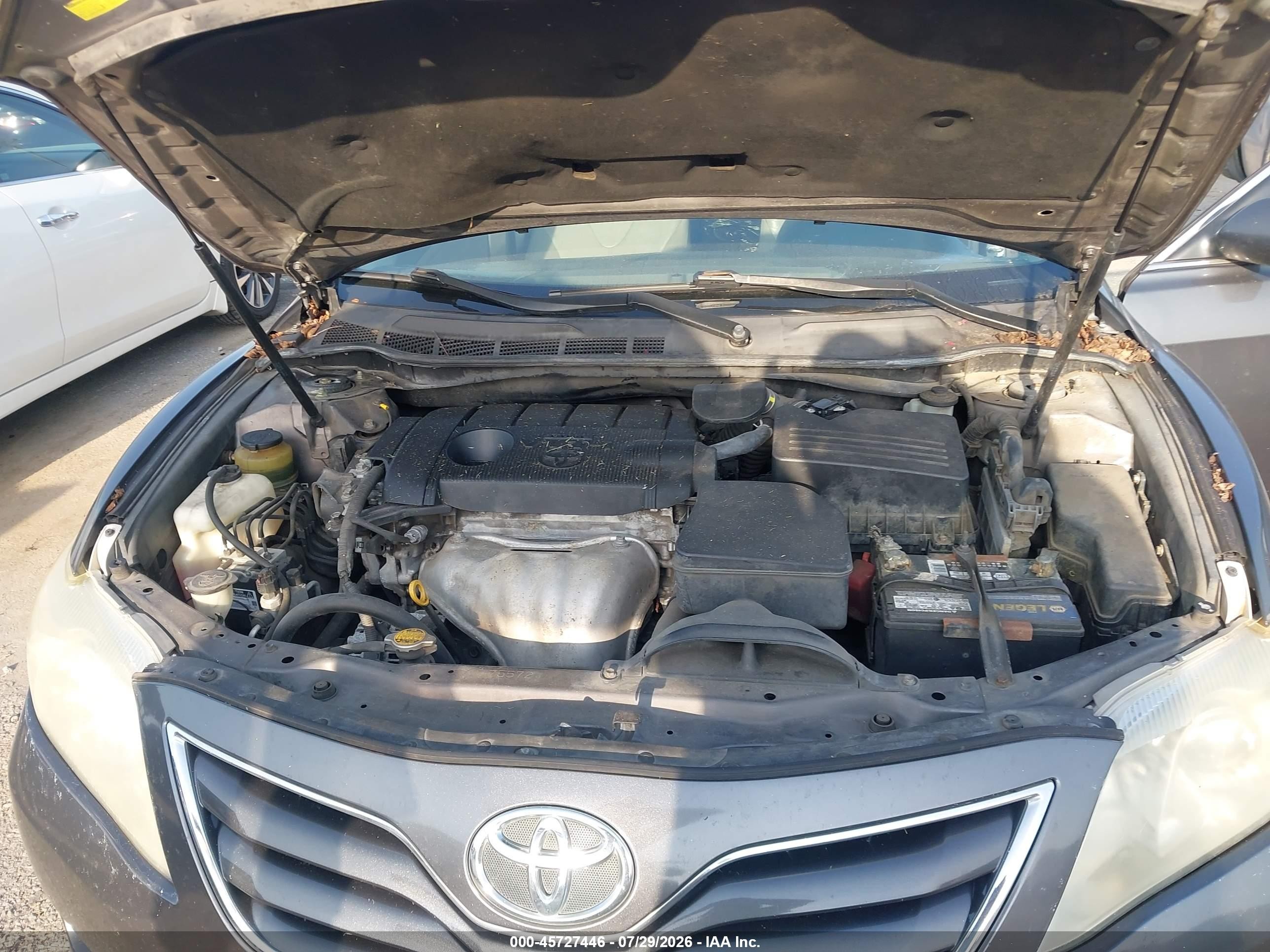 2011 Toyota Camry Le Gray vin: 4T4BF3EK6BR137525