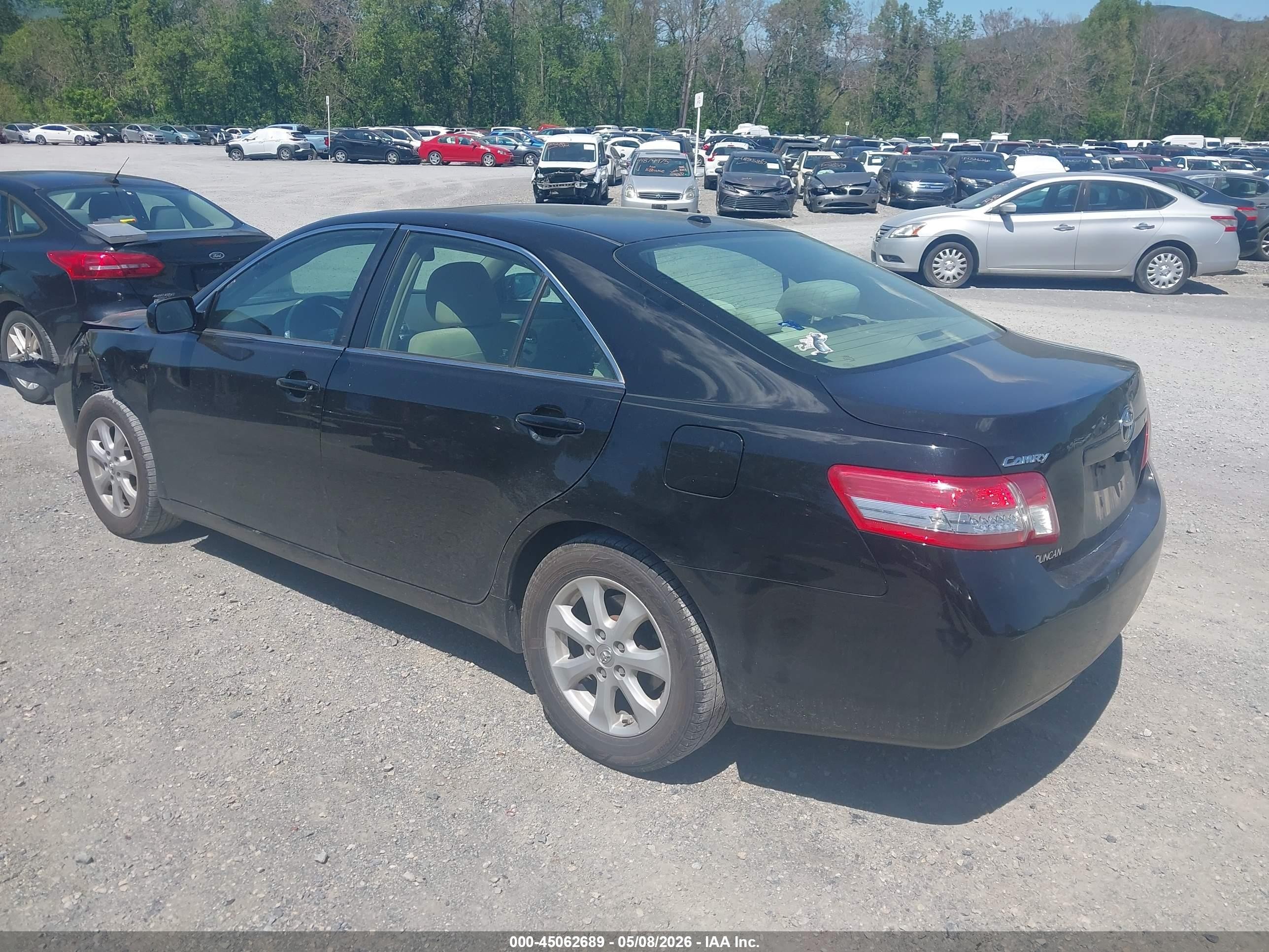 2011 Toyota Camry Le Серый vin: 4T4BF3EK6BR155555