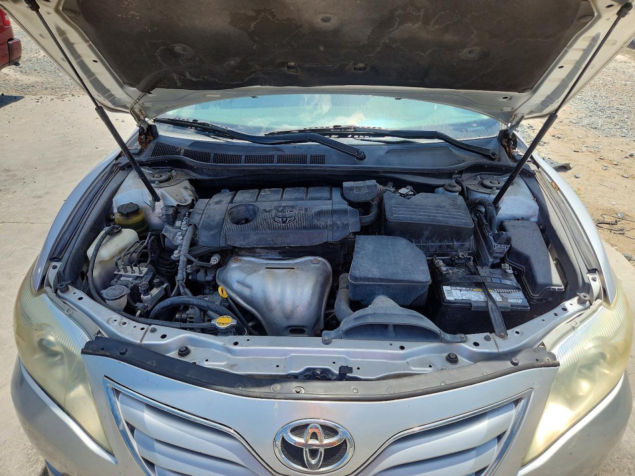 2011 Toyota Camry Le Silver vin: 4T4BF3EK6BR157502