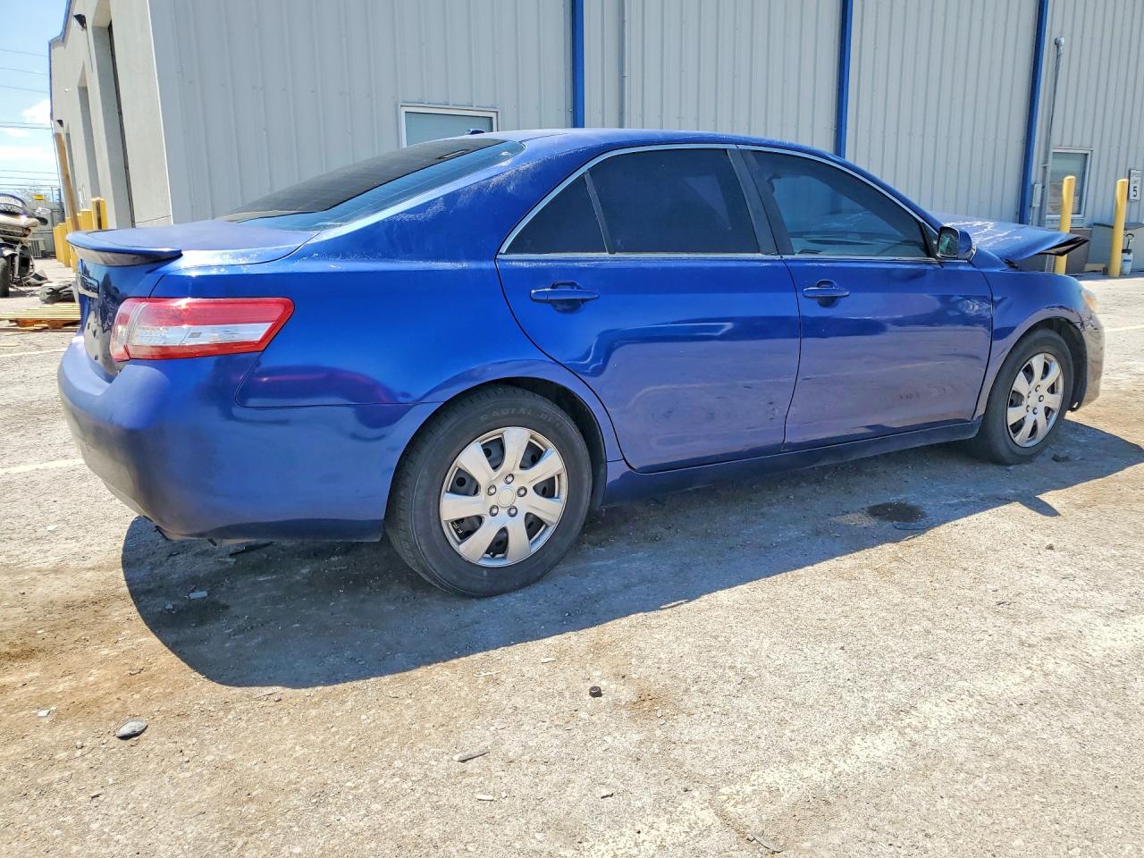 2011 Toyota Camry Le Синий vin: 4T4BF3EK6BR157905