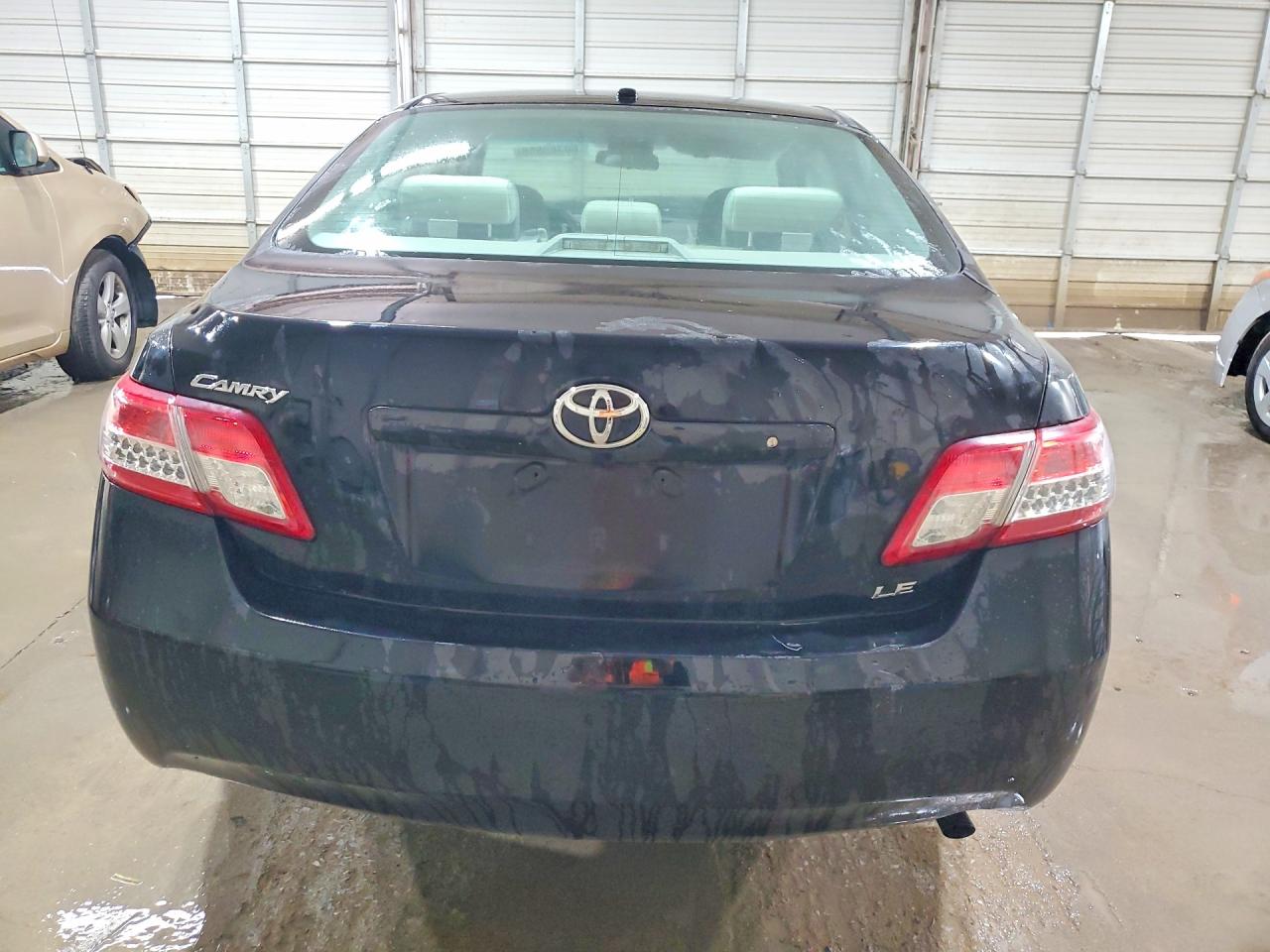 2011 Toyota Camry Le Черный vin: 4T4BF3EK6BR178818