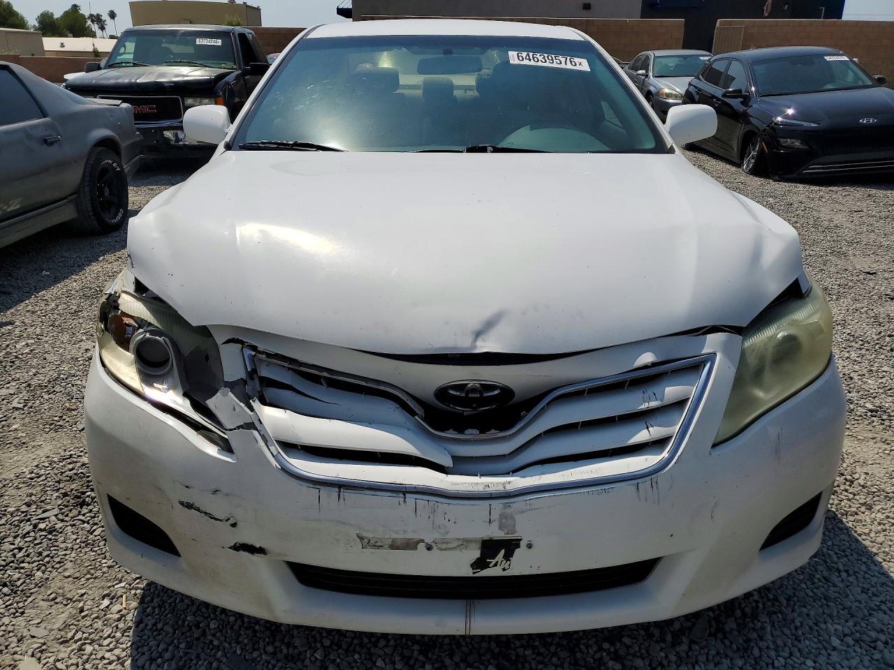 2010 Toyota Camry Le White vin: 4T4BF3EK7AR001824