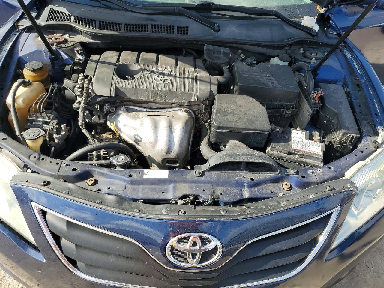 2010 Toyota Camry Le Blue vin: 4T4BF3EK7AR005078