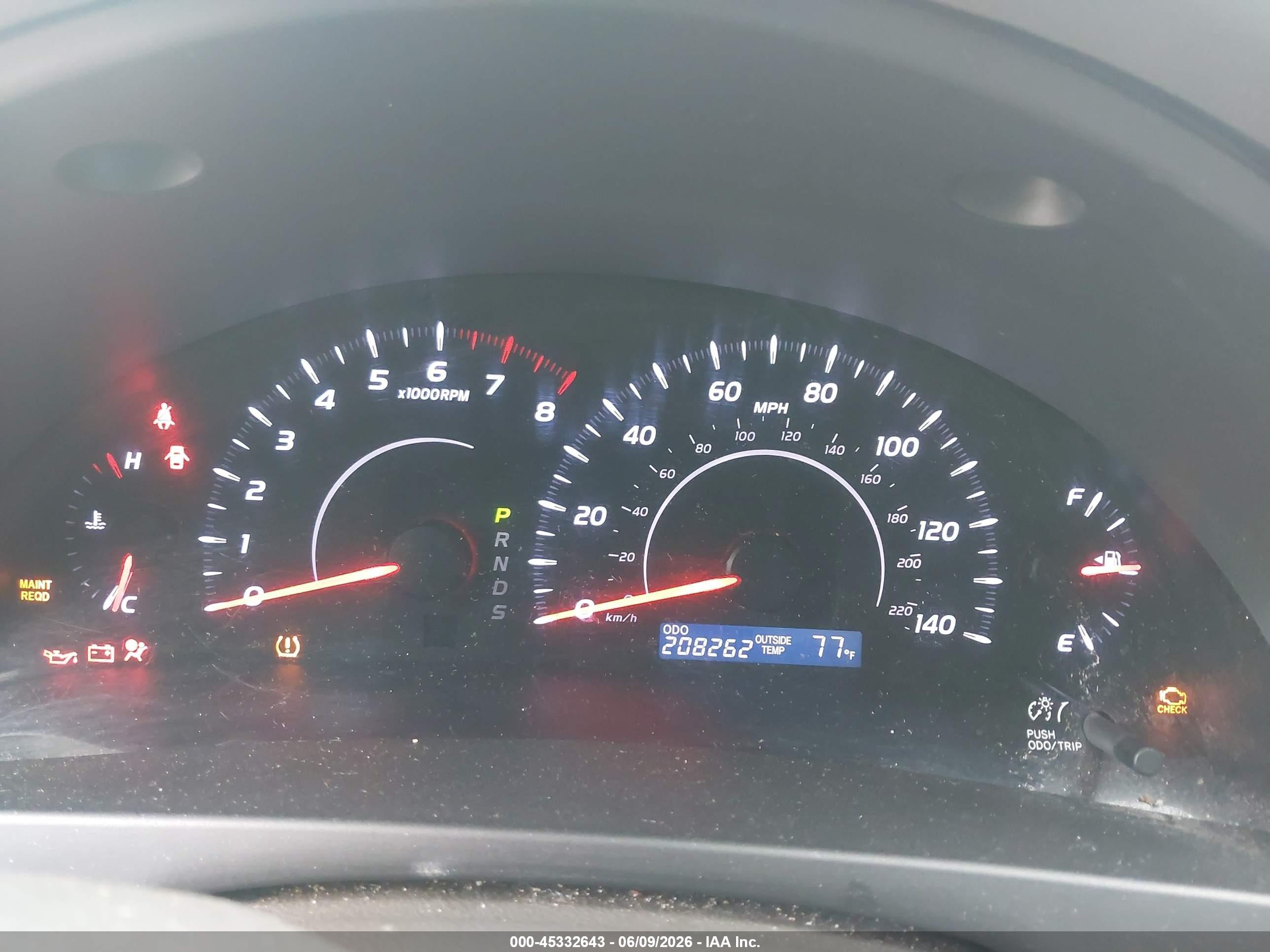 2010 Toyota Camry Le Champagne vin: 4T4BF3EK7AR013519
