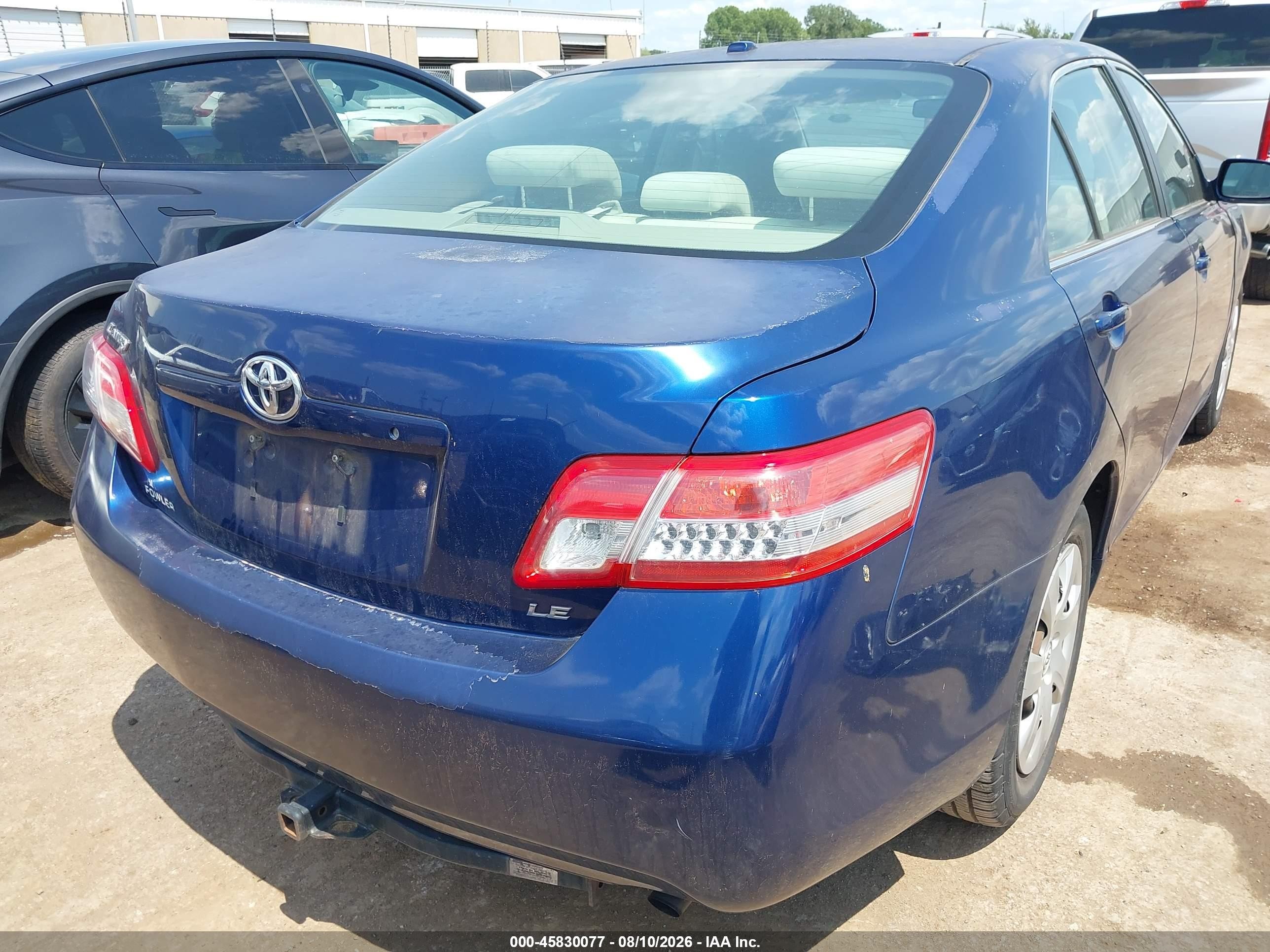 2010 Toyota Camry Le Blue vin: 4T4BF3EK7AR037478