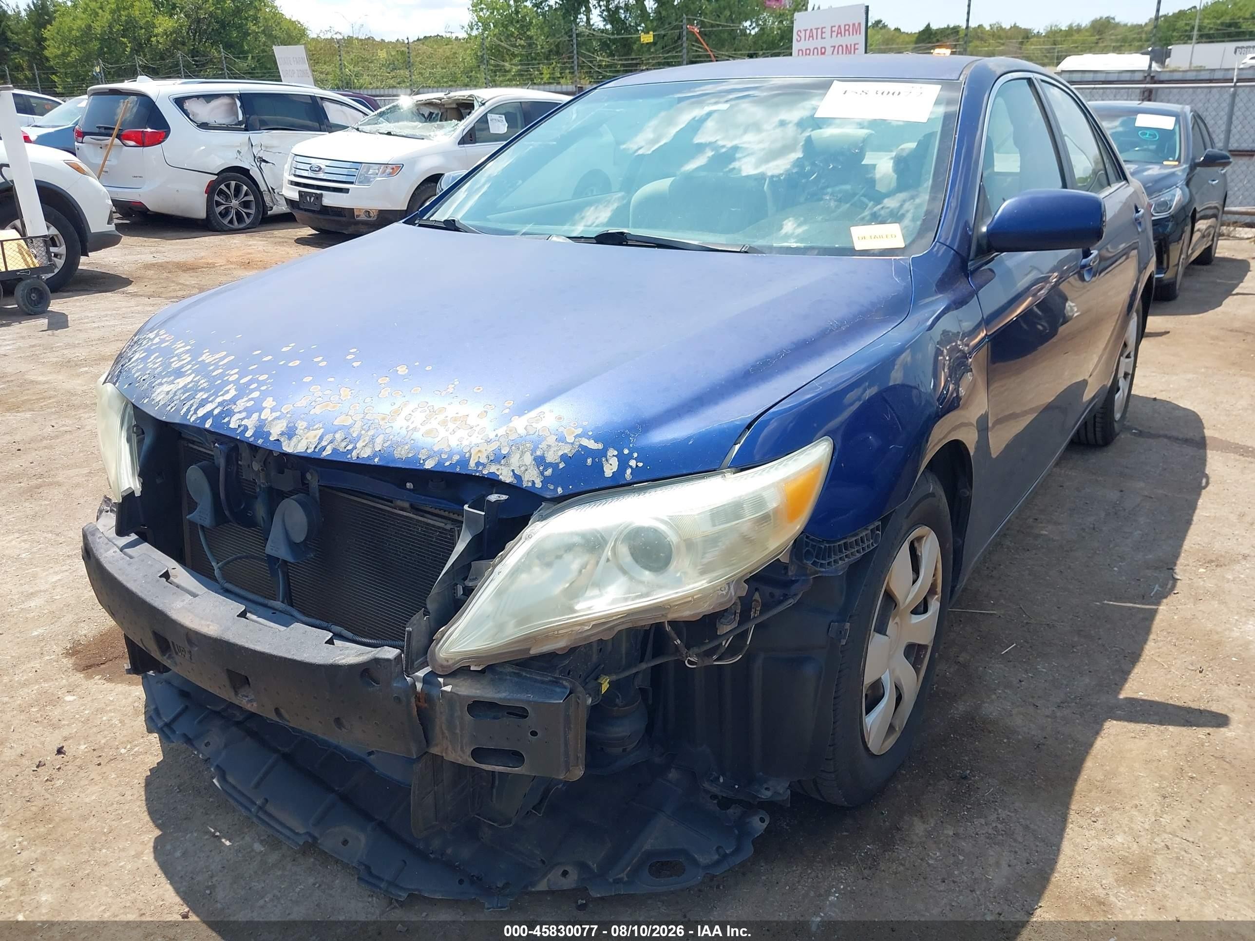 2010 Toyota Camry Le Blue vin: 4T4BF3EK7AR037478