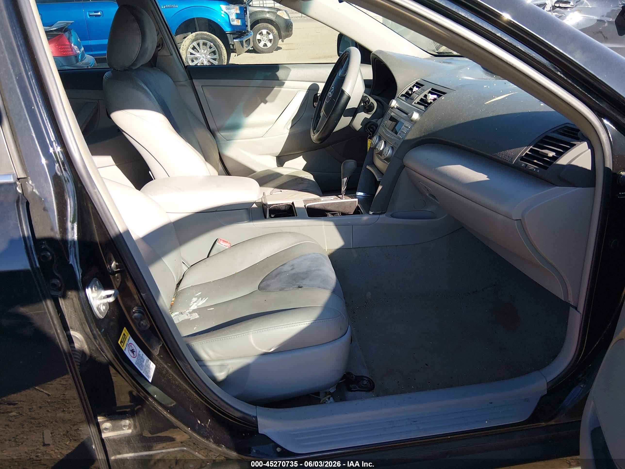 2010 Toyota Camry Le Black vin: 4T4BF3EK7AR040400