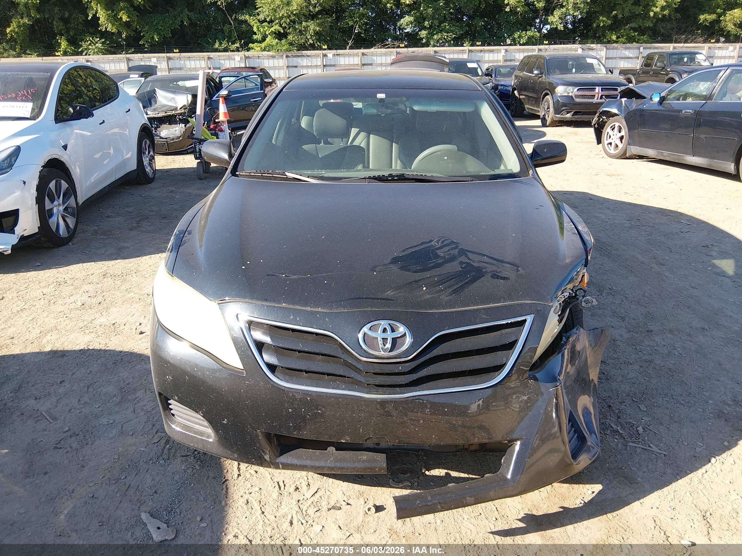 2010 Toyota Camry Le Black vin: 4T4BF3EK7AR040400