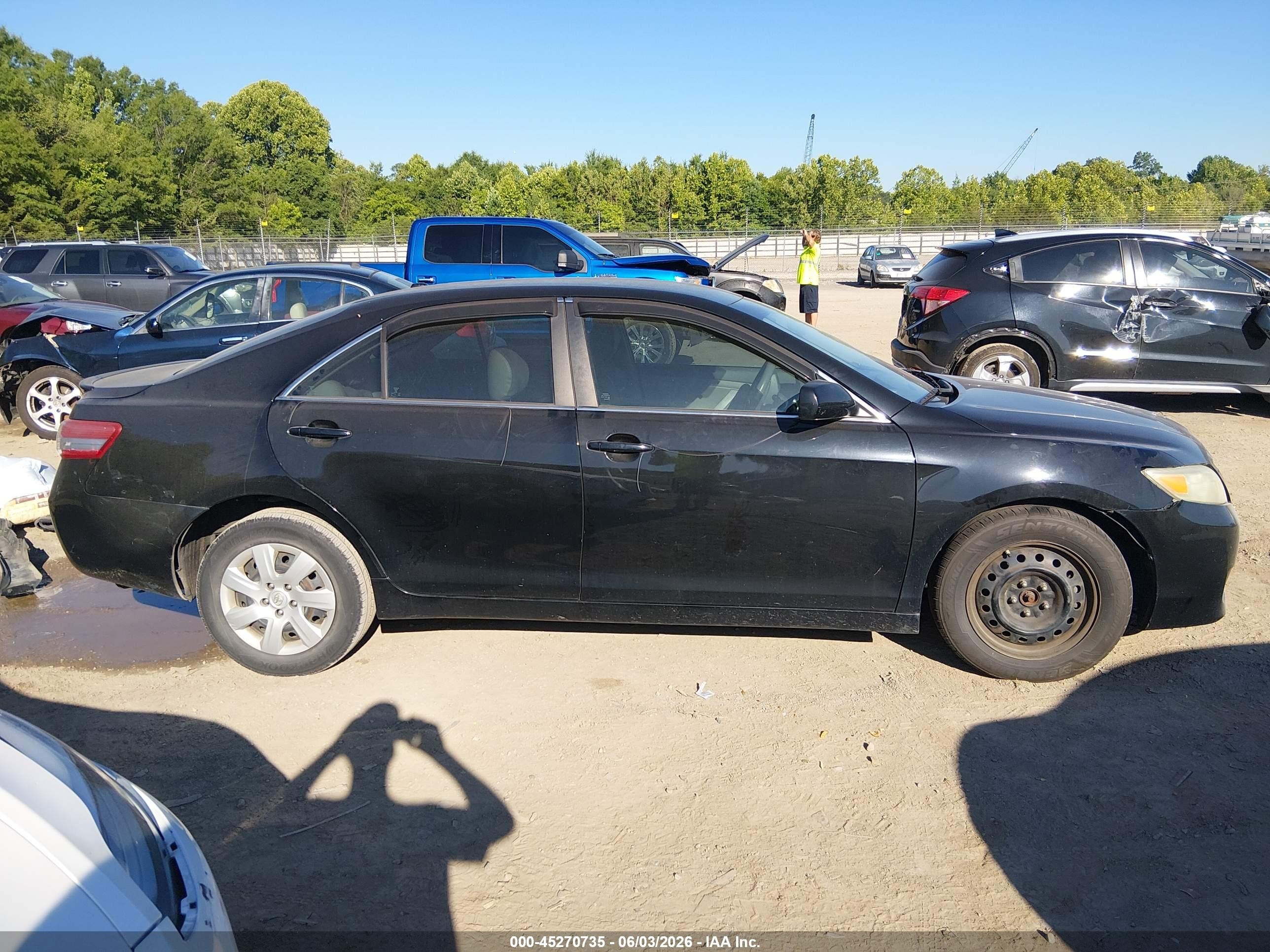 2010 Toyota Camry Le Black vin: 4T4BF3EK7AR040400