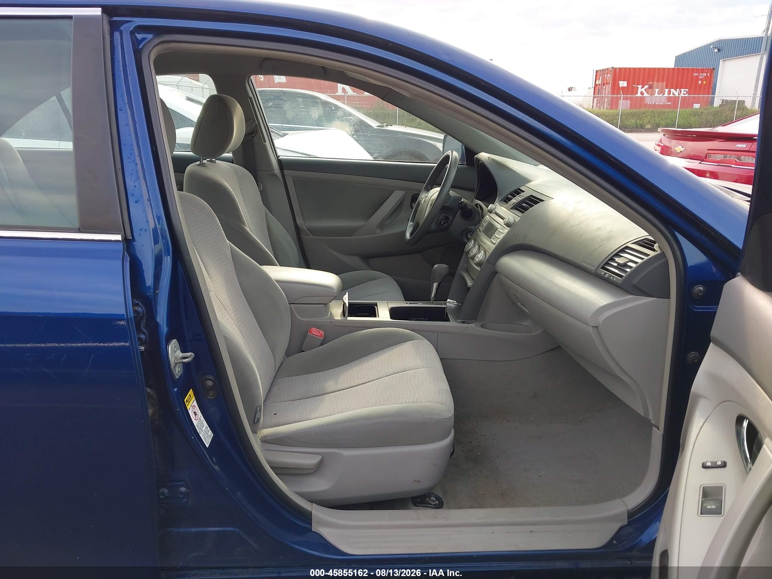 2010 Toyota Camry Le Blue vin: 4T4BF3EK7AR040686