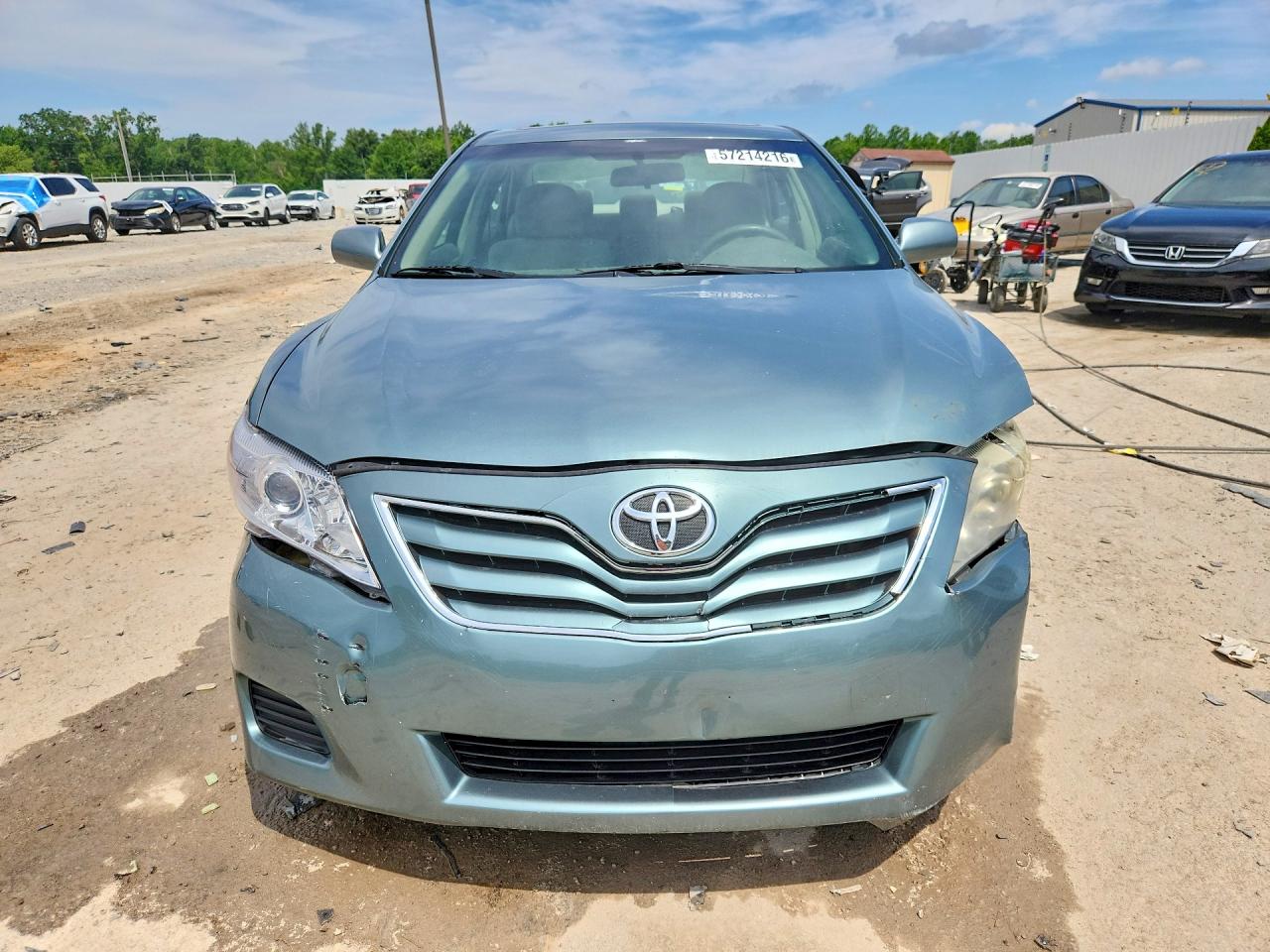 2010 Toyota Camry Le Green vin: 4T4BF3EK7AR043331