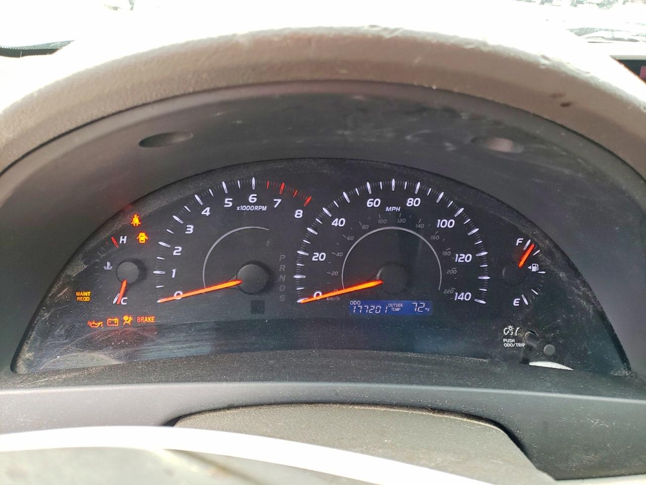 2010 Toyota Camry Le Green vin: 4T4BF3EK7AR043331