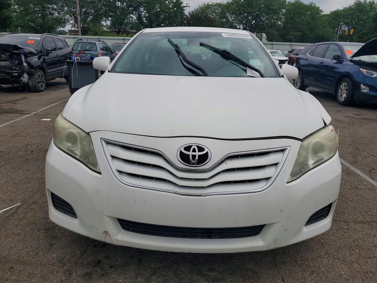 2010 Toyota Camry Le White vin: 4T4BF3EK7AR058248