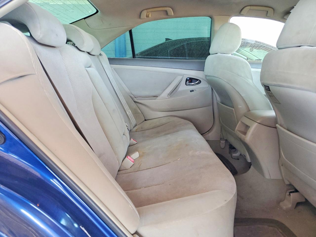 2010 Toyota Camry Le Blue vin: 4T4BF3EK7AR061358