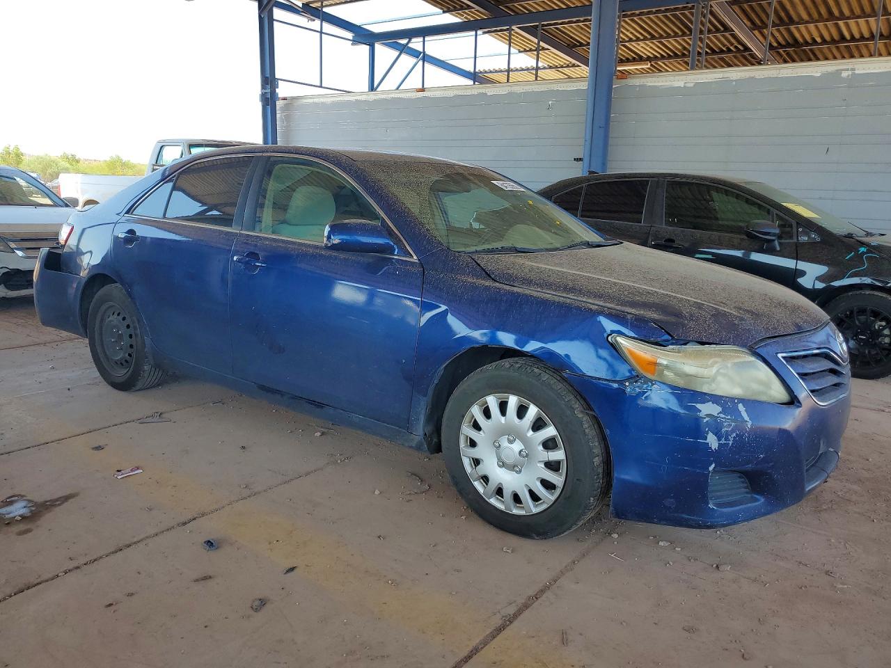 2010 Toyota Camry Le Blue vin: 4T4BF3EK7AR061358