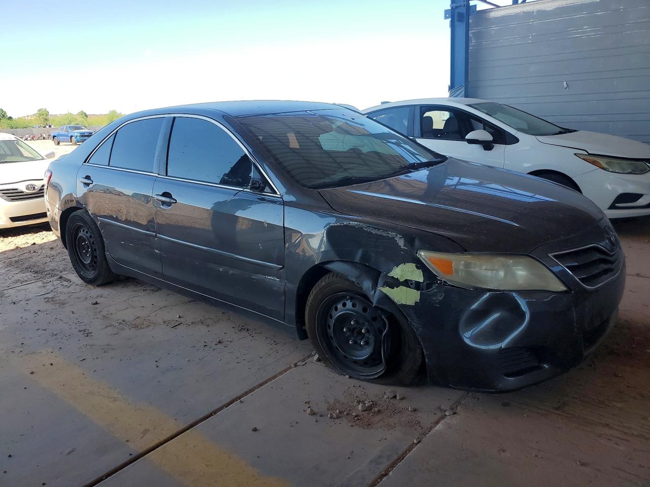 2010 Toyota Camry Le Серый vin: 4T4BF3EK7AR069783